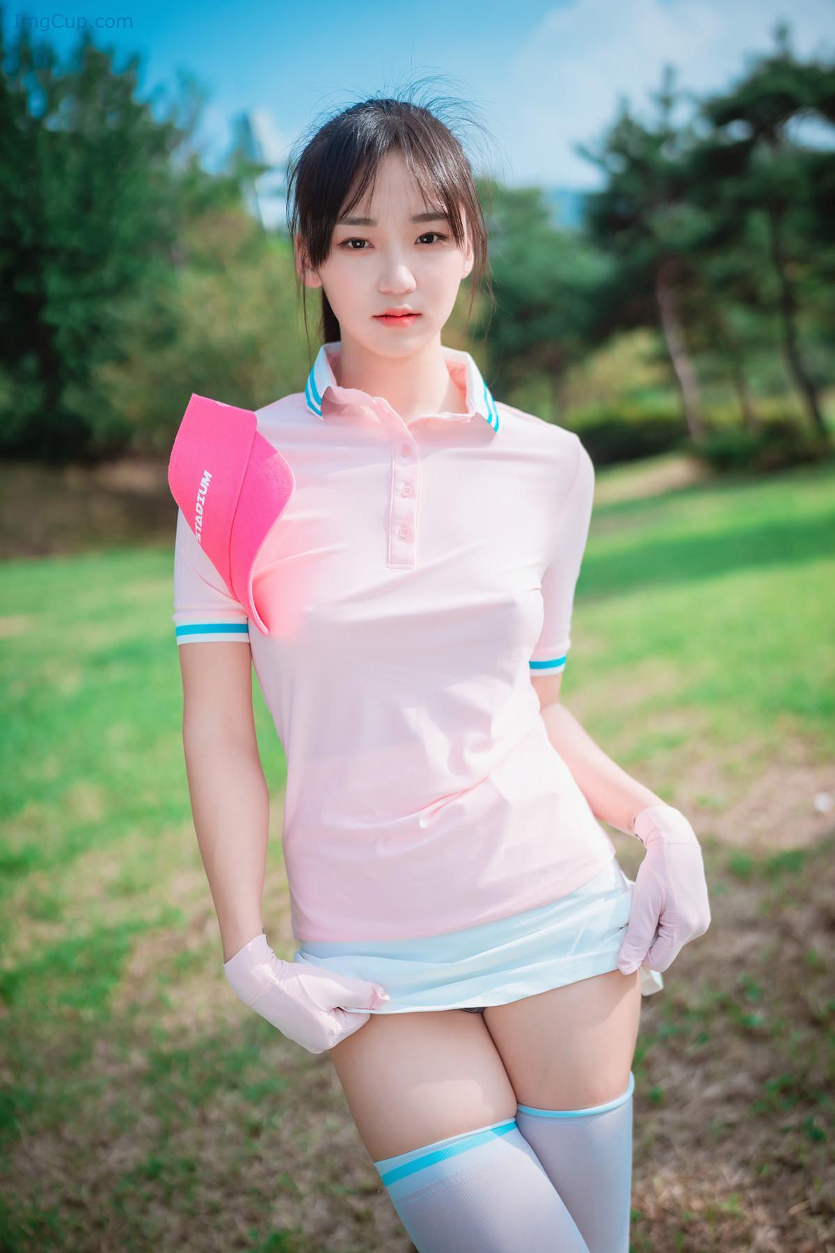 1723871772_29_Hendoong-혠둥이-DJAWA-‘On-Green-Set02.jpg 1723871772 29 Hendoong 혠둥이 DJAWA ‘On Green Set02