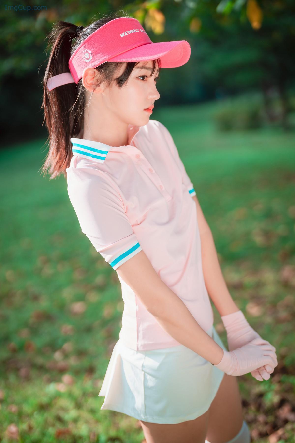 1724060493_147_Hendoong-혠둥이-DJAWA-‘On-Green-Set03.jpg 1724060493 147 Hendoong 혠둥이 DJAWA ‘On Green Set03