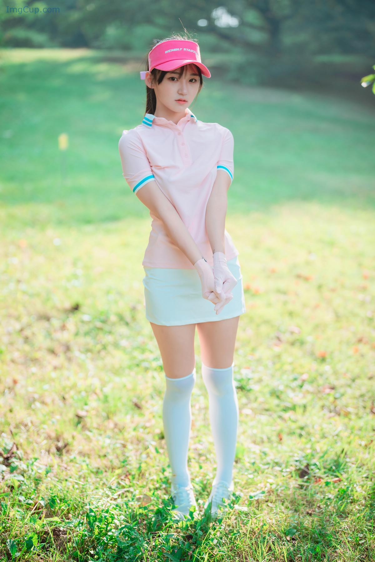 1724060495_86_Hendoong-혠둥이-DJAWA-‘On-Green-Set03.jpg 1724060495 86 Hendoong 혠둥이 DJAWA ‘On Green Set03