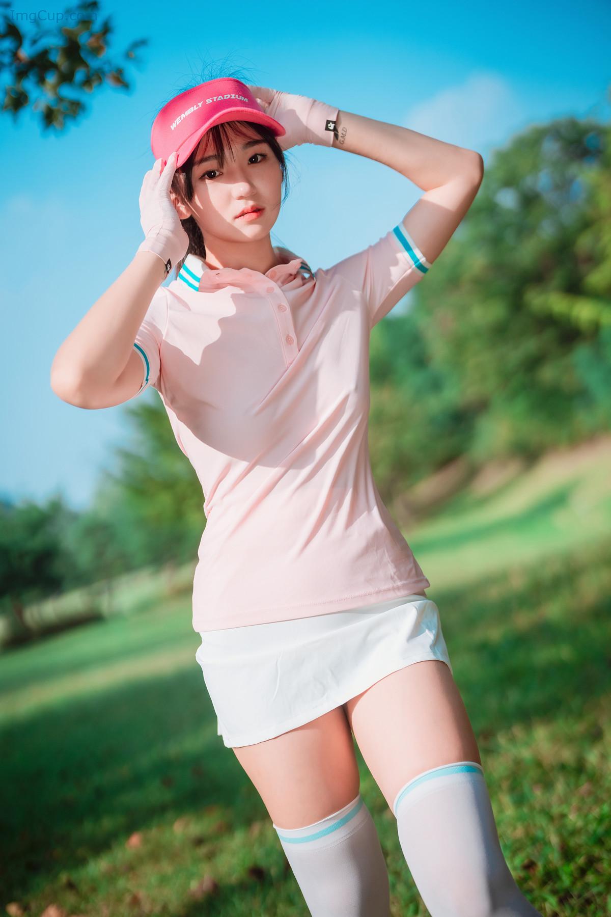 1724060496_79_Hendoong-혠둥이-DJAWA-‘On-Green-Set03.jpg 1724060496 79 Hendoong 혠둥이 DJAWA ‘On Green Set03