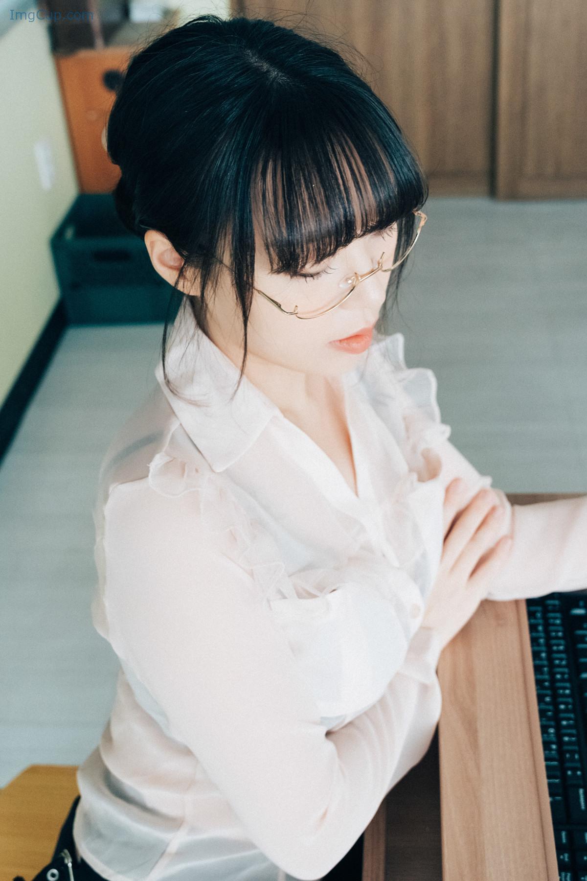 1724082264_241_Mozzi-모찌-Loozy-‘Remedial-Class-Set04.jpg 1724082264 241 Mozzi 모찌 Loozy ‘Remedial Class Set04