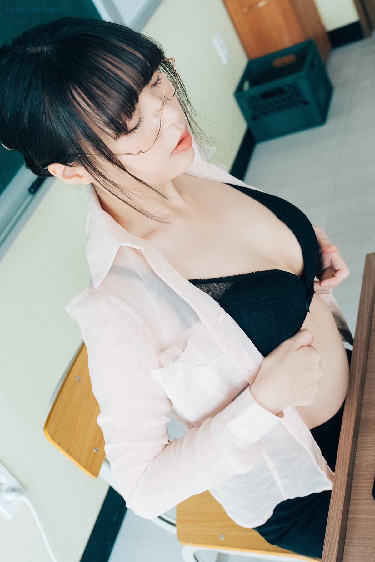 1724082265_648_Mozzi-모찌-Loozy-‘Remedial-Class-Set04.jpg 1724082265 648 Mozzi 모찌 Loozy ‘Remedial Class Set04