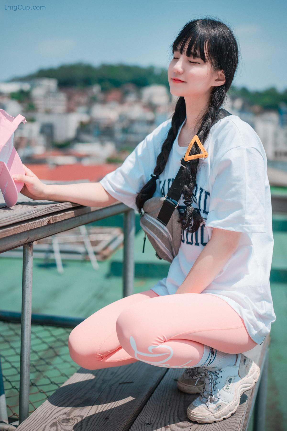 1724205734_363_Jeong-Jenny-정제니-DJAWA-‘Loose-and-Tight-Pink-Set01.jpg 1724205734 363 Jeong Jenny 정제니 DJAWA ‘Loose and Tight Pink Set01