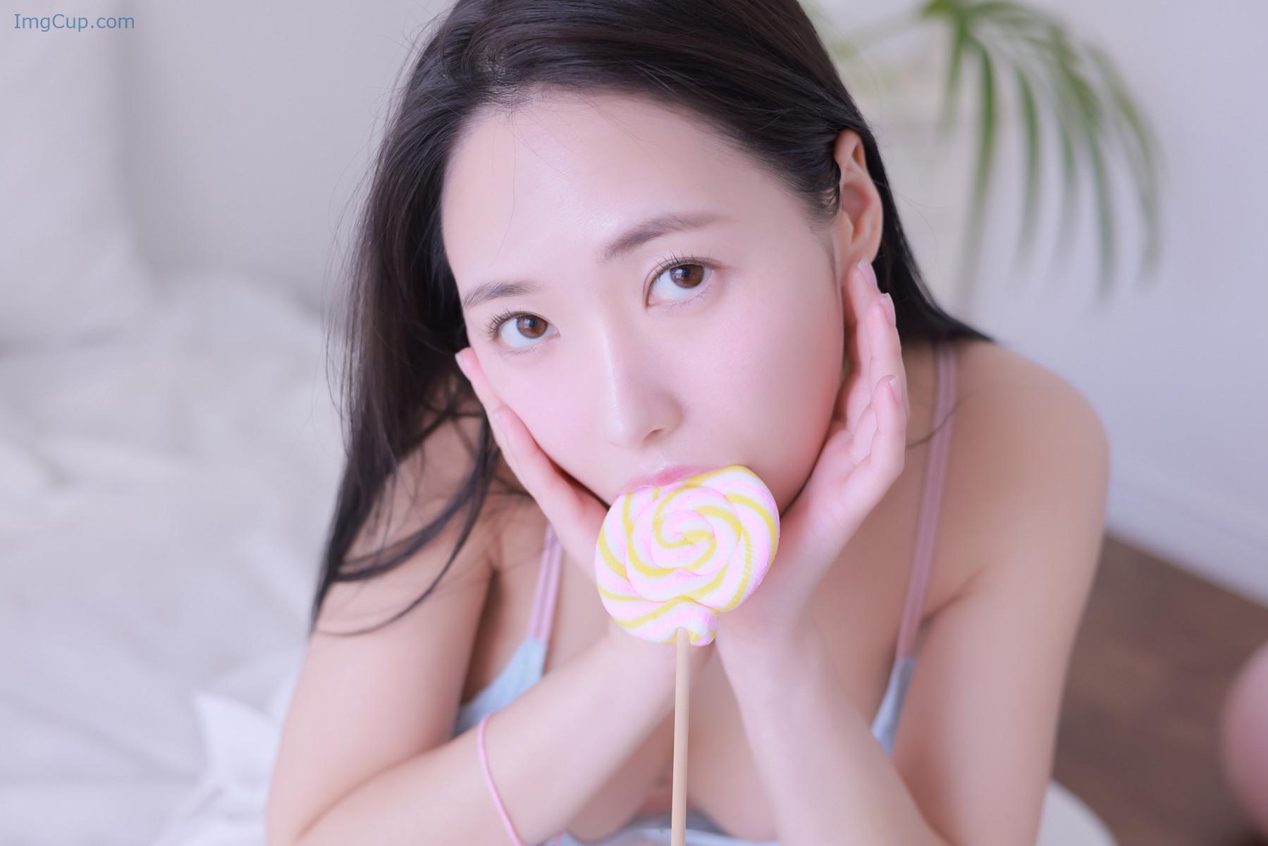 1724271041_396_Yeon-Hwa-연화-Photobook-‘Pure-White-Girl-Set01.jpg 1724271041 396 Yeon Hwa 연화 Photobook ‘Pure White Girl Set01