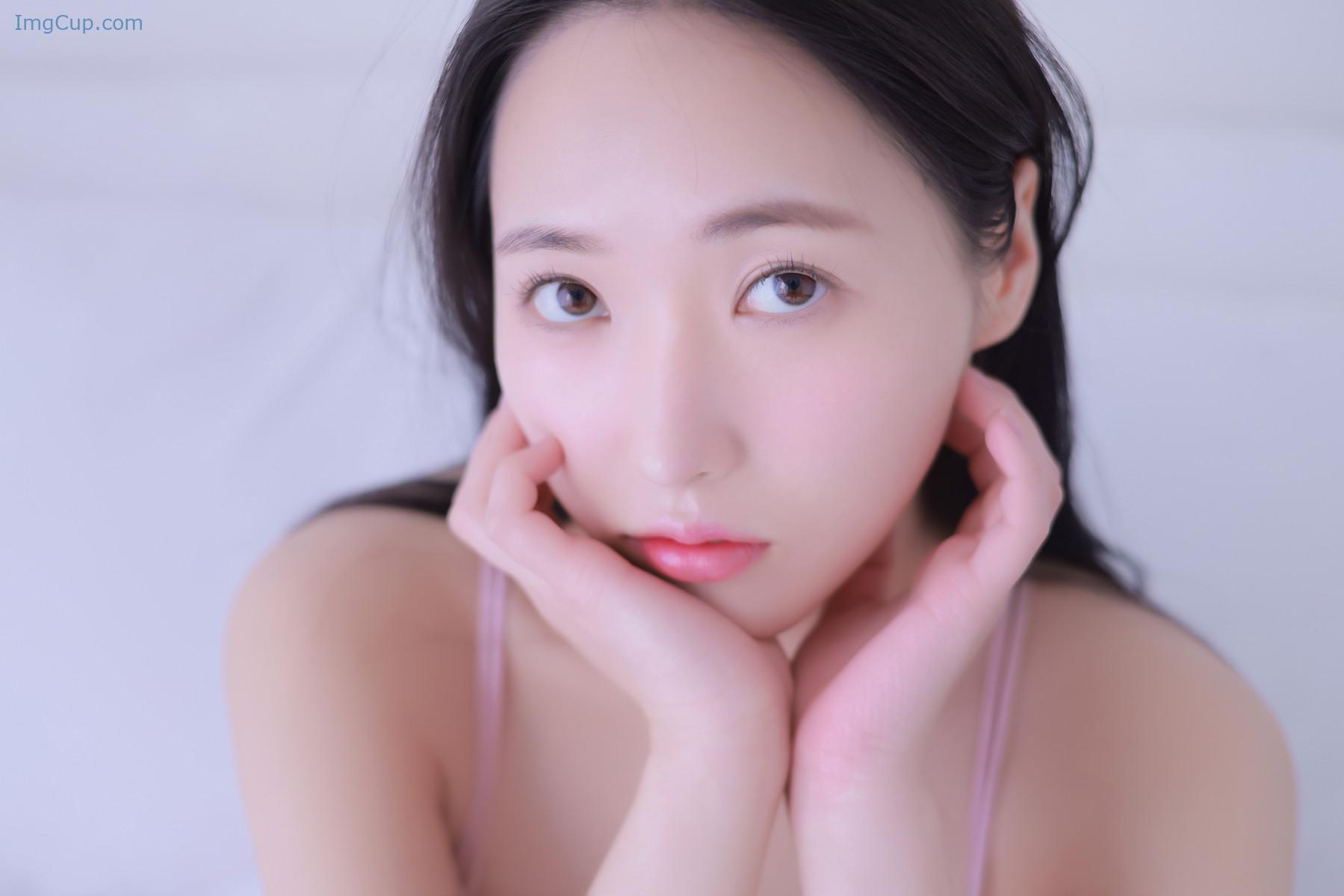 1724271046_563_Yeon-Hwa-연화-Photobook-‘Pure-White-Girl-Set01.jpg 1724271046 563 Yeon Hwa 연화 Photobook ‘Pure White Girl Set01