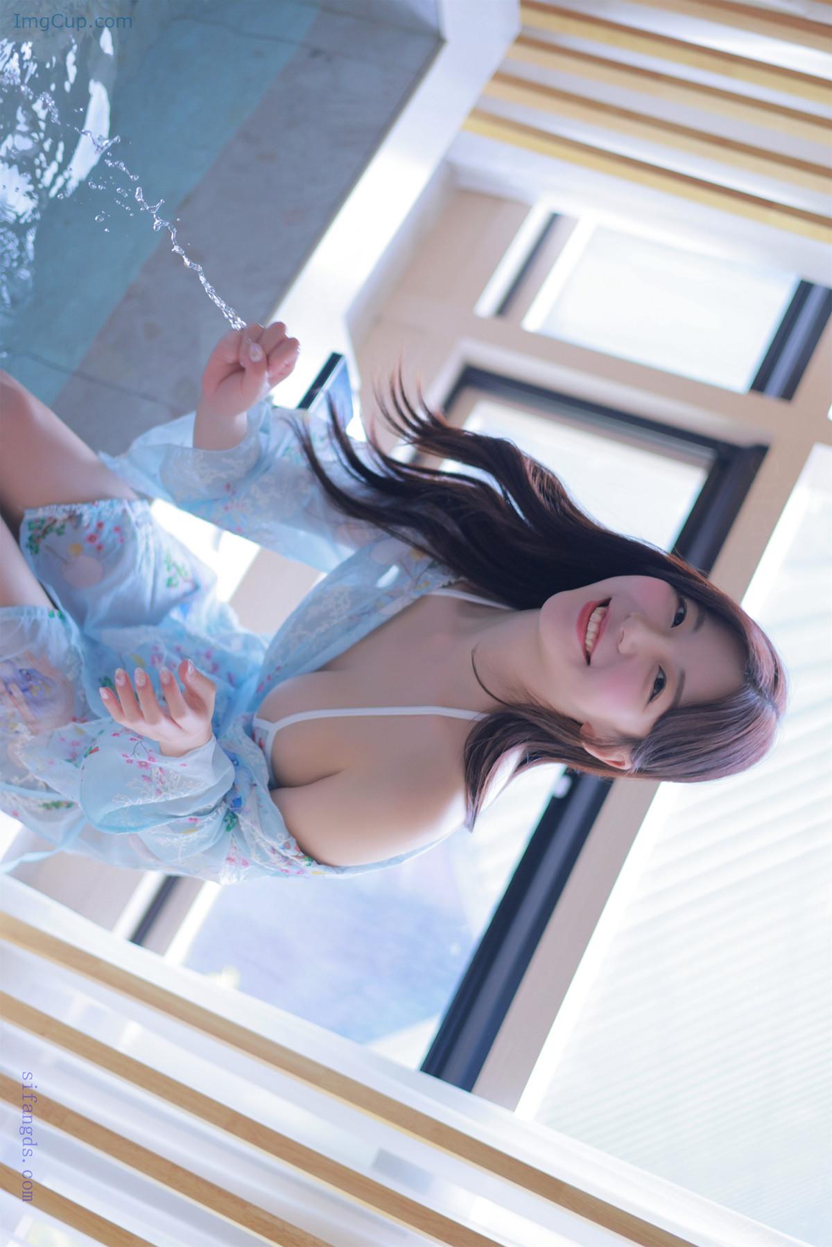 1724321866_381_Leeesovely-쏘블리-Photobook-‘Cherry-Blossom-Bikini-Set01.jpg 1724321866 381 Leeesovely 쏘블리 Photobook ‘Cherry Blossom Bikini Set01