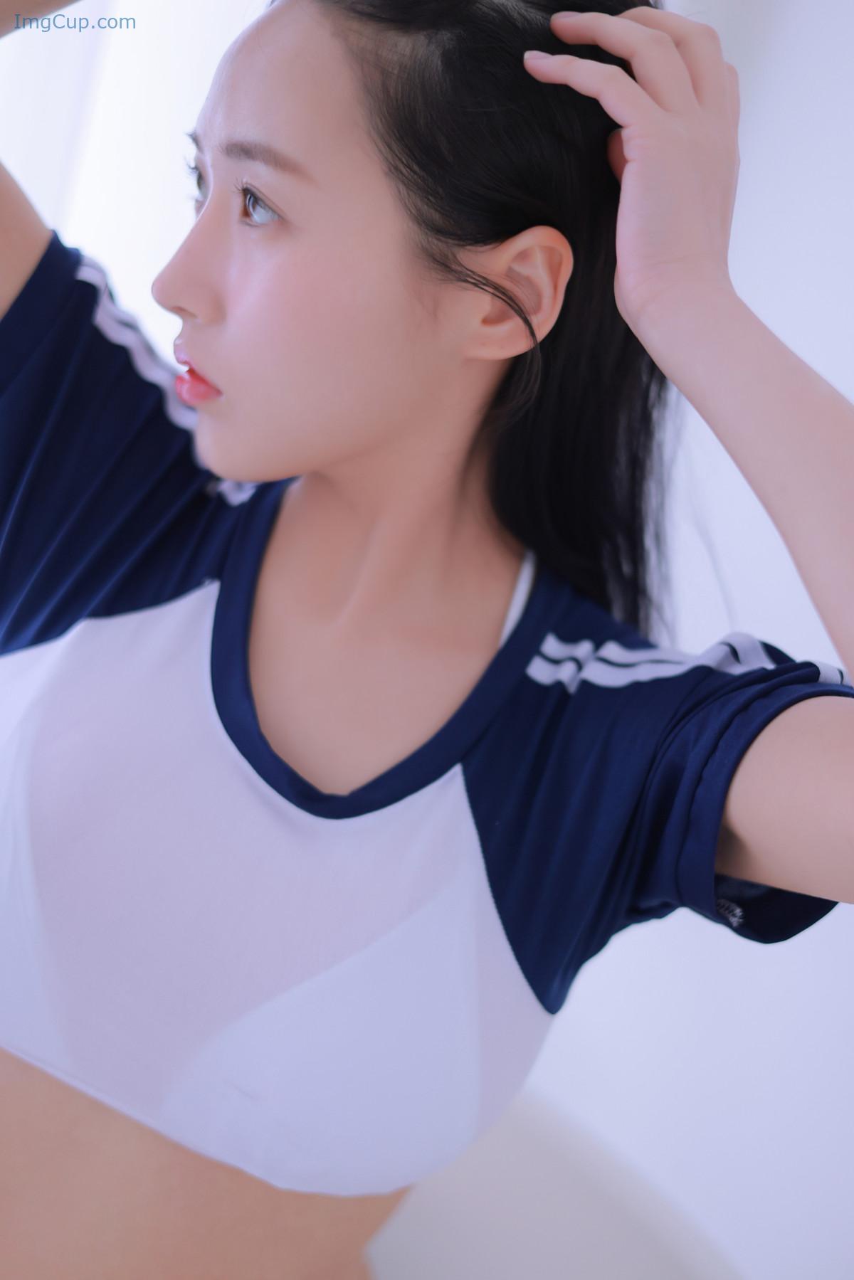 1724343629_545_Yeon-Hwa-연화-Photobook-‘Pure-White-Girl-Set02.jpg 1724343629 545 Yeon Hwa 연화 Photobook ‘Pure White Girl Set02