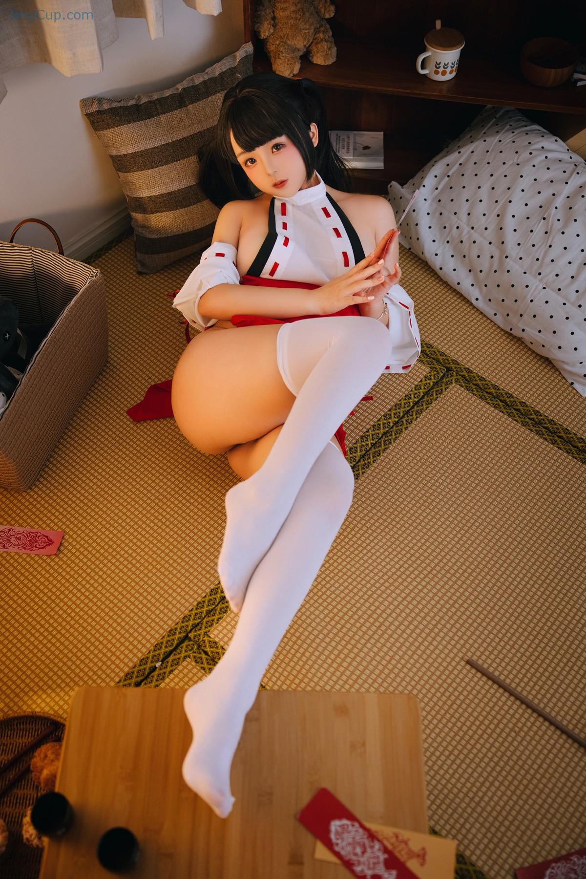 1724391450_768_Cosplay-Rinaijiao日奈娇-御币巫女-Set01.jpg 1724391450 768 Cosplay Rinaijiao日奈娇 御币巫女 Set01