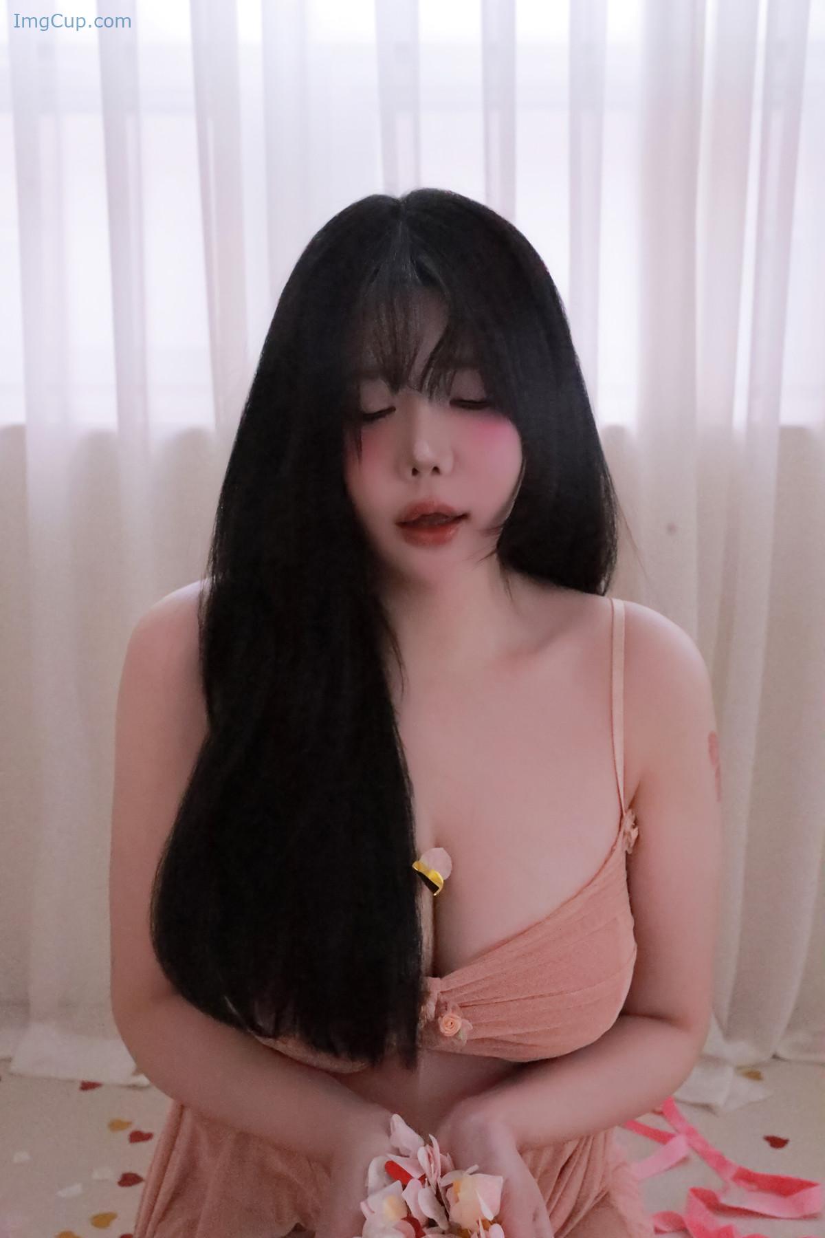 1724401767_921_Jisu-A-안지수-Photobook-‘Birthday-Set01.jpg 1724401767 921 Jisu A 안지수 Photobook ‘Birthday Set01