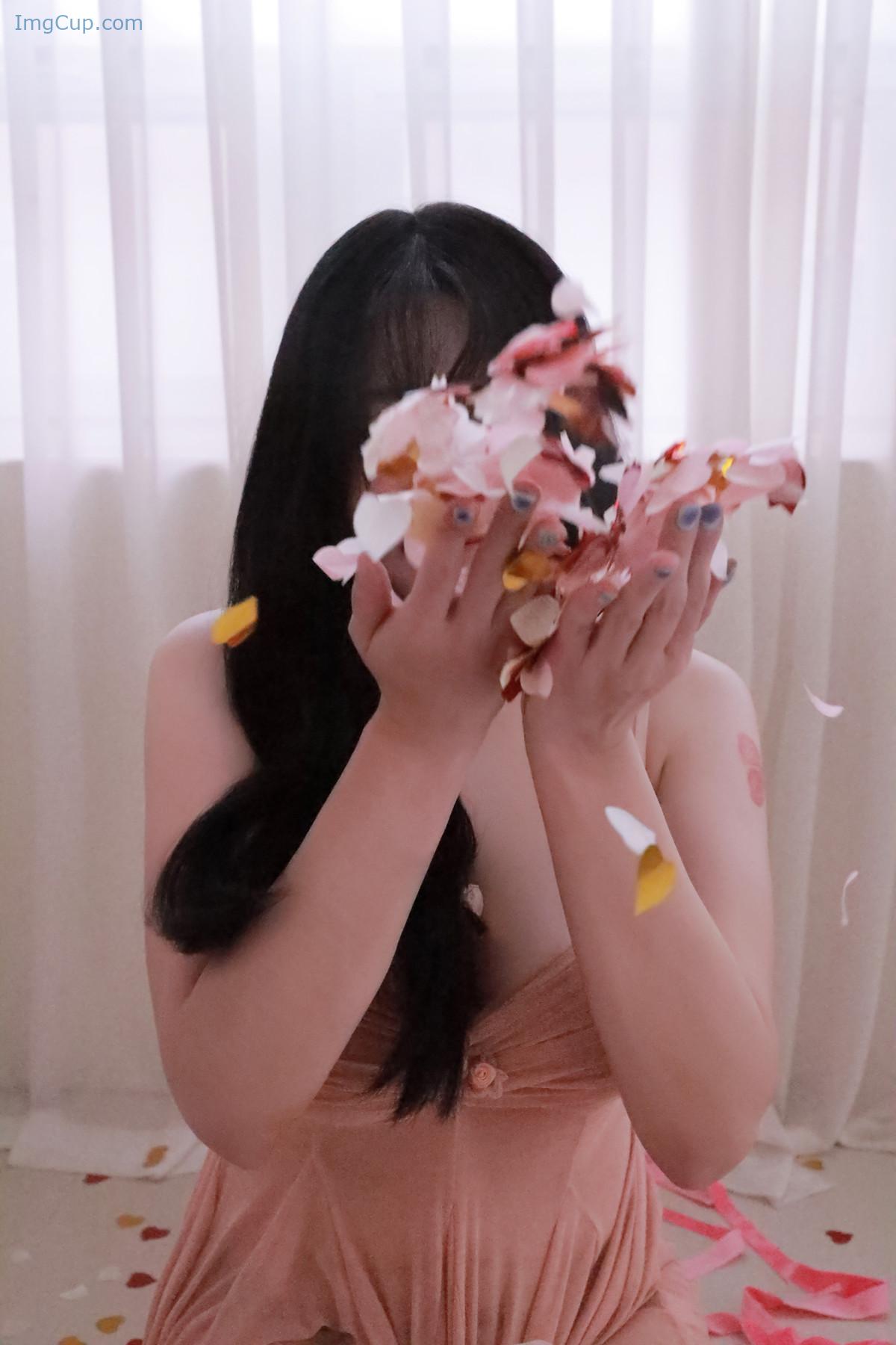 1724401767_961_Jisu-A-안지수-Photobook-‘Birthday-Set01.jpg 1724401767 961 Jisu A 안지수 Photobook ‘Birthday Set01