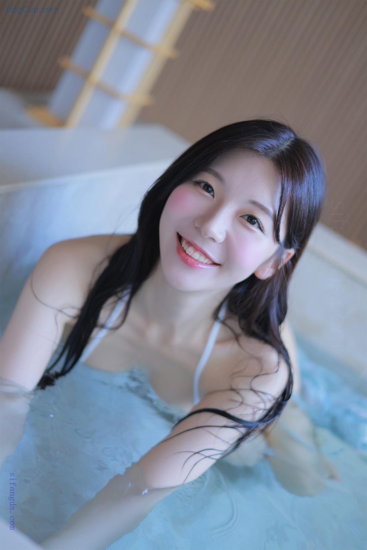 1724416245_365_Leeesovely-쏘블리-Photobook-‘Cherry-Blossom-Bikini-Set02.jpg 1724416245 365 Leeesovely 쏘블리 Photobook ‘Cherry Blossom Bikini Set02