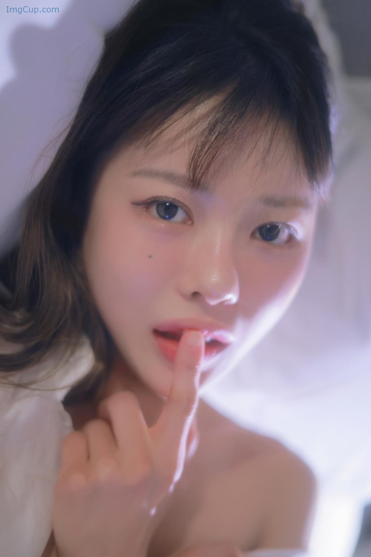 1724503465_336_Romi-로미-Photobook-‘Come-Back-Set02.jpg 1724503465 336 Romi 로미 Photobook ‘Come Back Set02