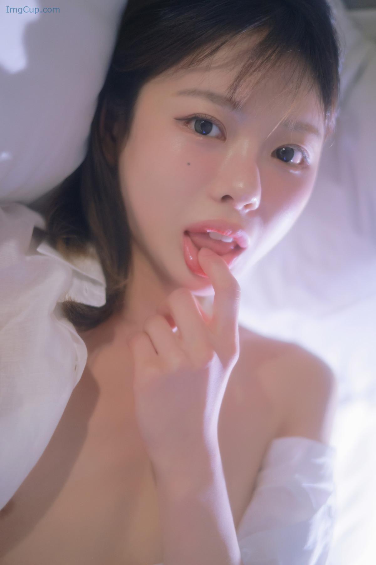 1724503466_967_Romi-로미-Photobook-‘Come-Back-Set02.jpg 1724503466 967 Romi 로미 Photobook ‘Come Back Set02