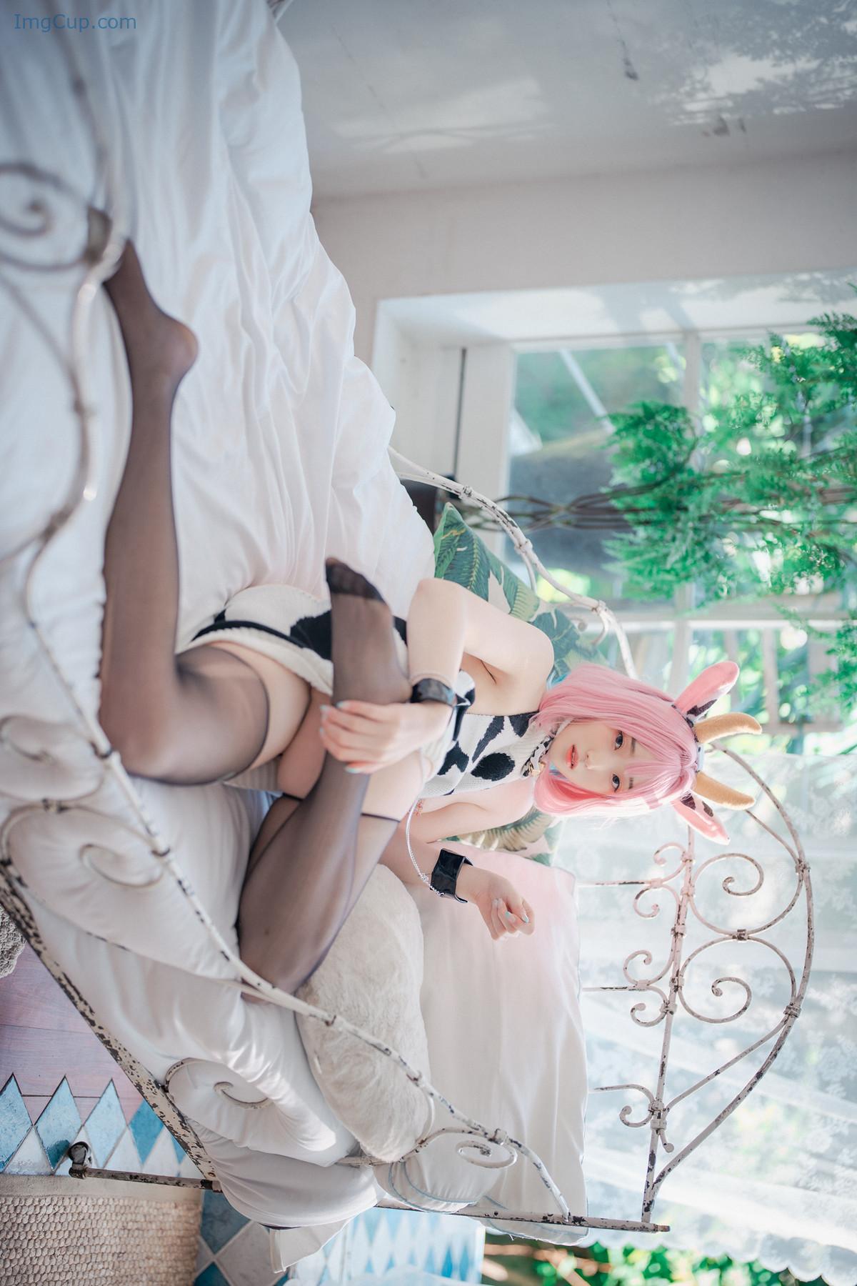 1724862089_594_Bambi-밤비-DJAWA-‘Riamus-Celebrating-the-Year-of-the-Cow.jpg 1724862089 594 Bambi 밤비 DJAWA ‘Riamus Celebrating the Year of the Cow