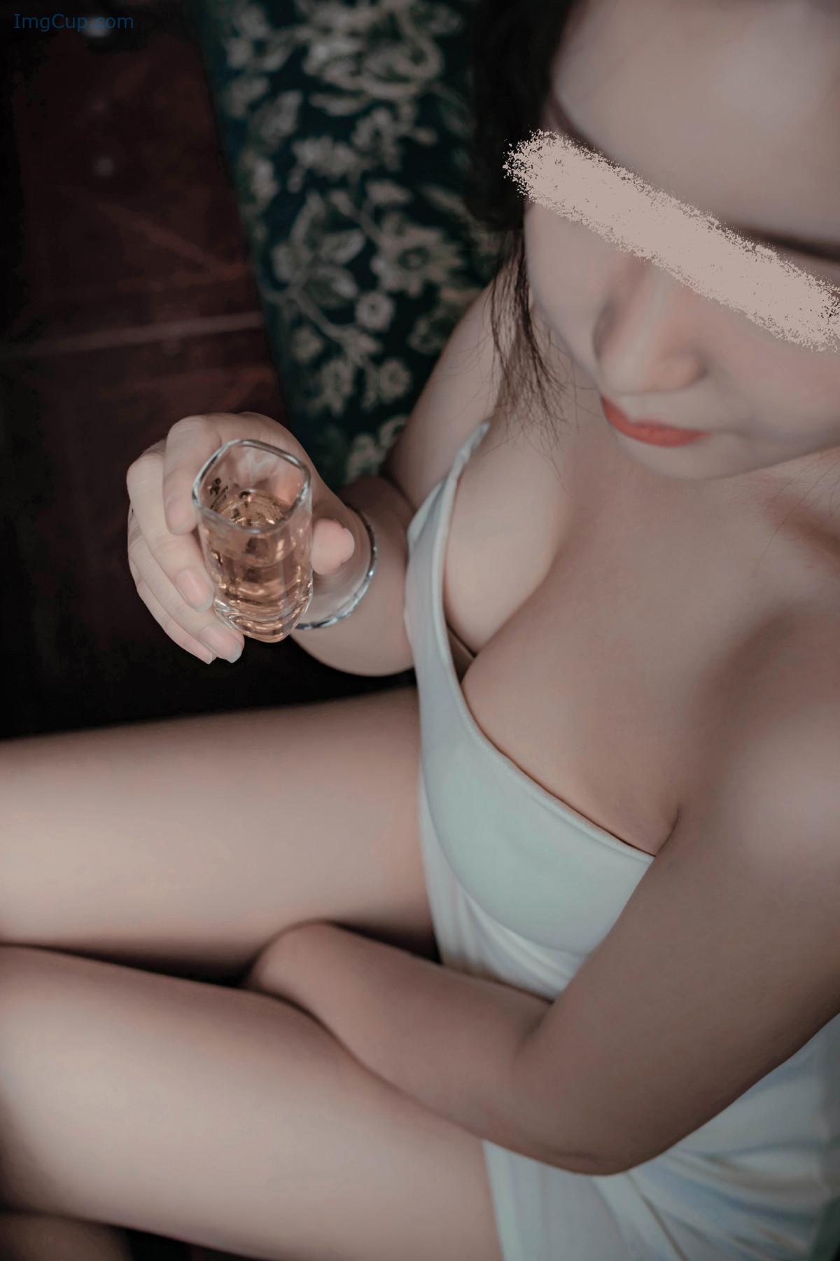 1725050789_76_Cony-코니-PUSSYLET-Vol33-‘Nude-Karaoke-Set01.jpg 1725050789 76 Cony 코니 PUSSYLET Vol33 ‘Nude Karaoke Set01