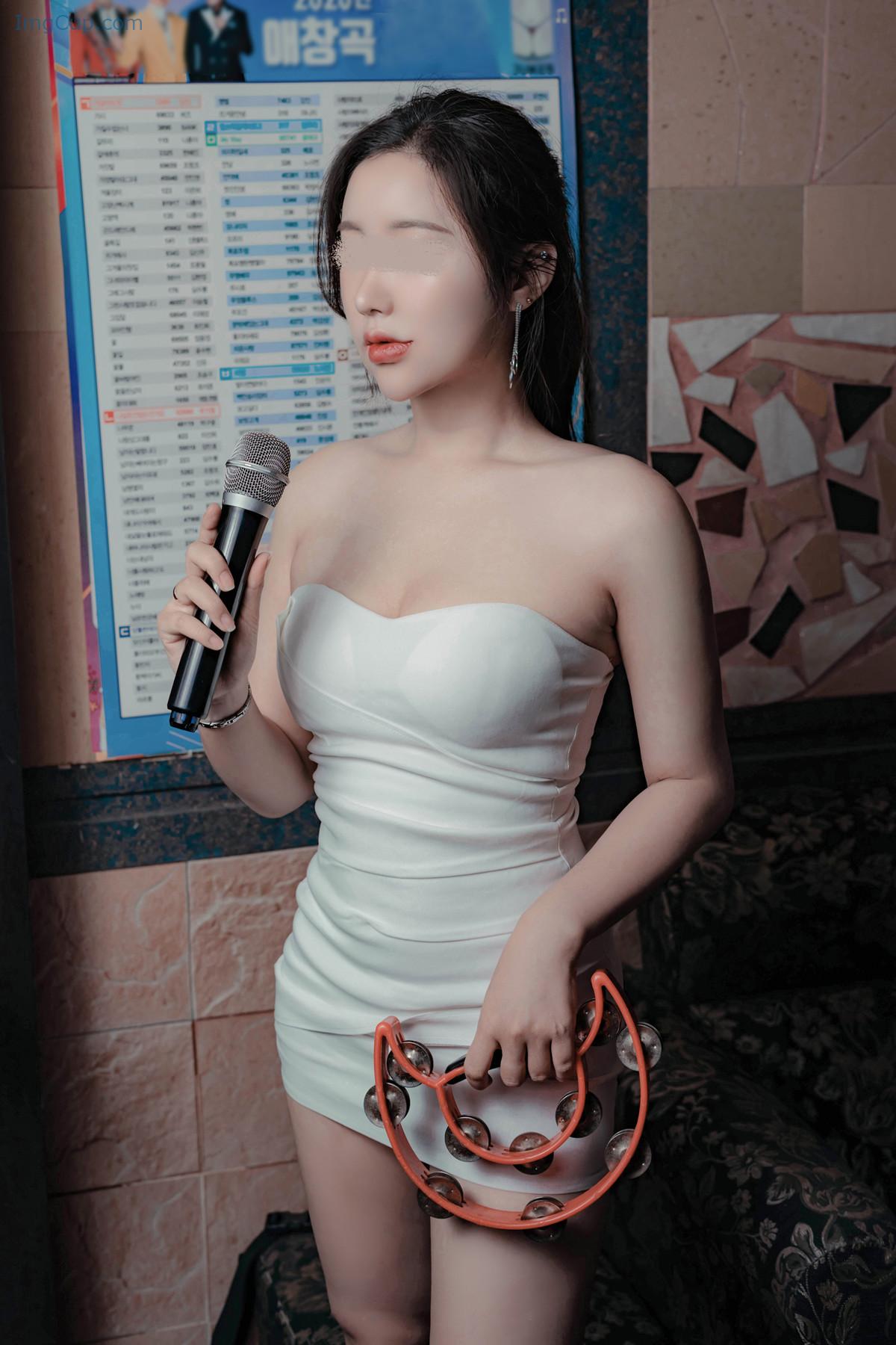 1725050796_876_Cony-코니-PUSSYLET-Vol33-‘Nude-Karaoke-Set01.jpg 1725050796 876 Cony 코니 PUSSYLET Vol33 ‘Nude Karaoke Set01
