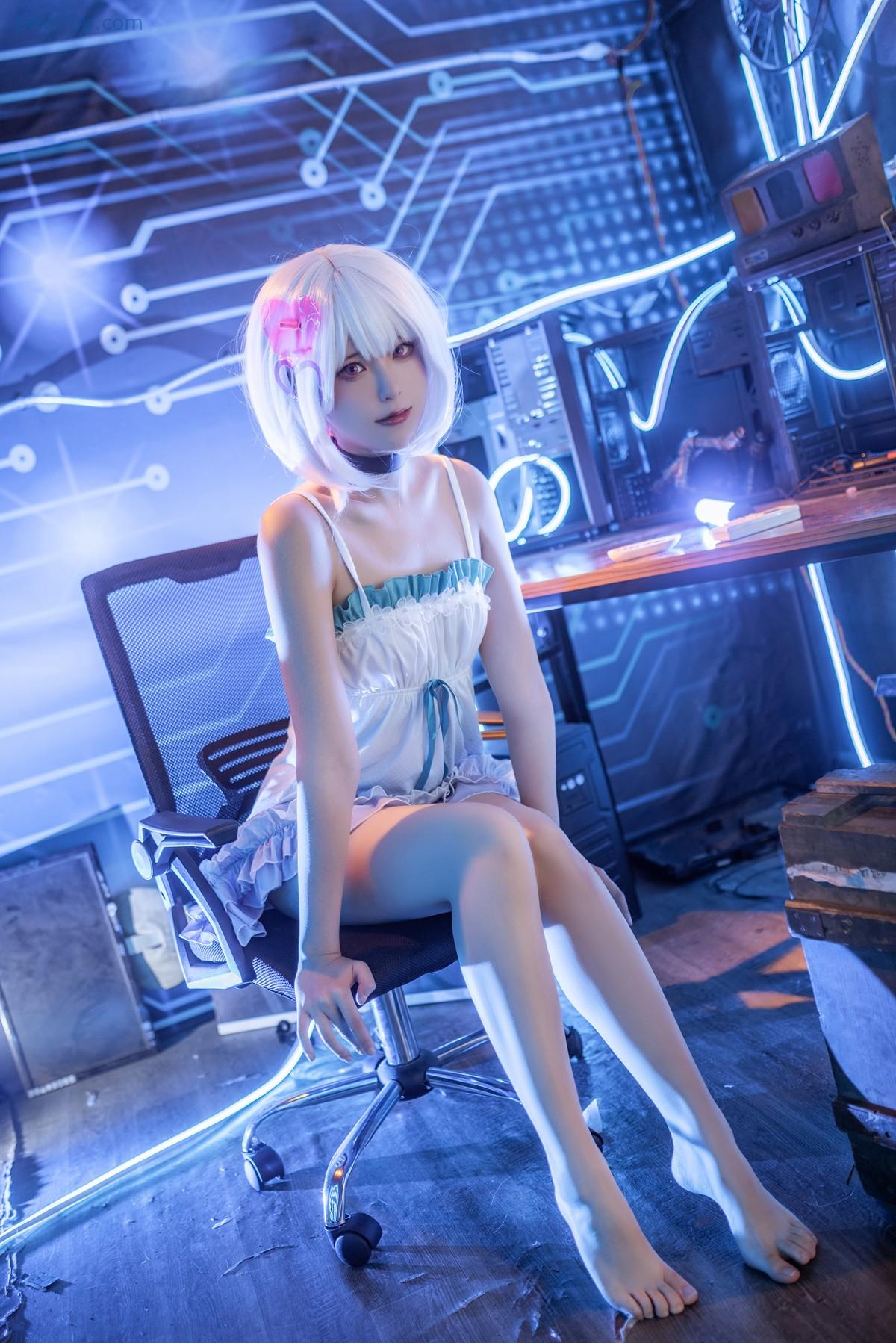 Cosplay-Quan冉有点饿-珀尔诺.jpg Cosplay Quan冉有点饿 珀尔诺