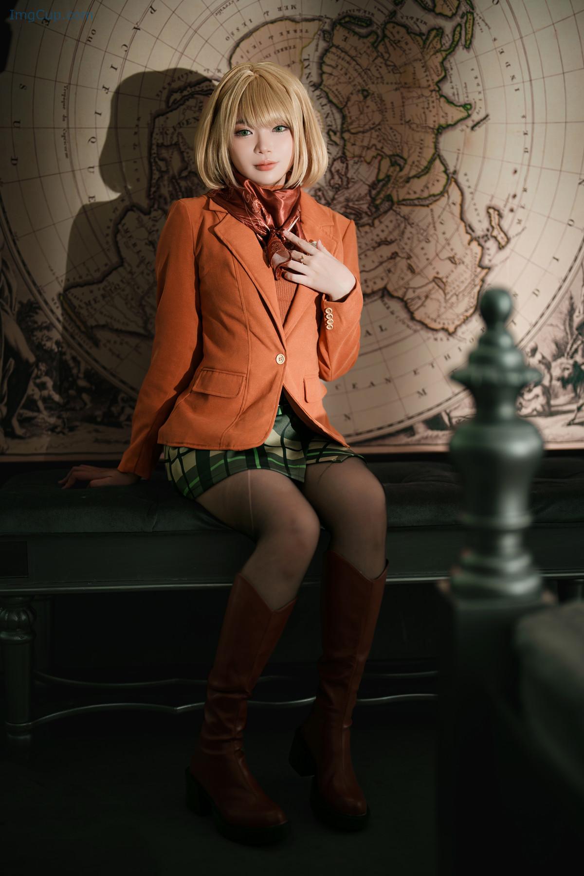 Cosplay-ZinieQ-Ashley-Resident-Evil.jpg Cosplay ZinieQ Ashley Resident Evil