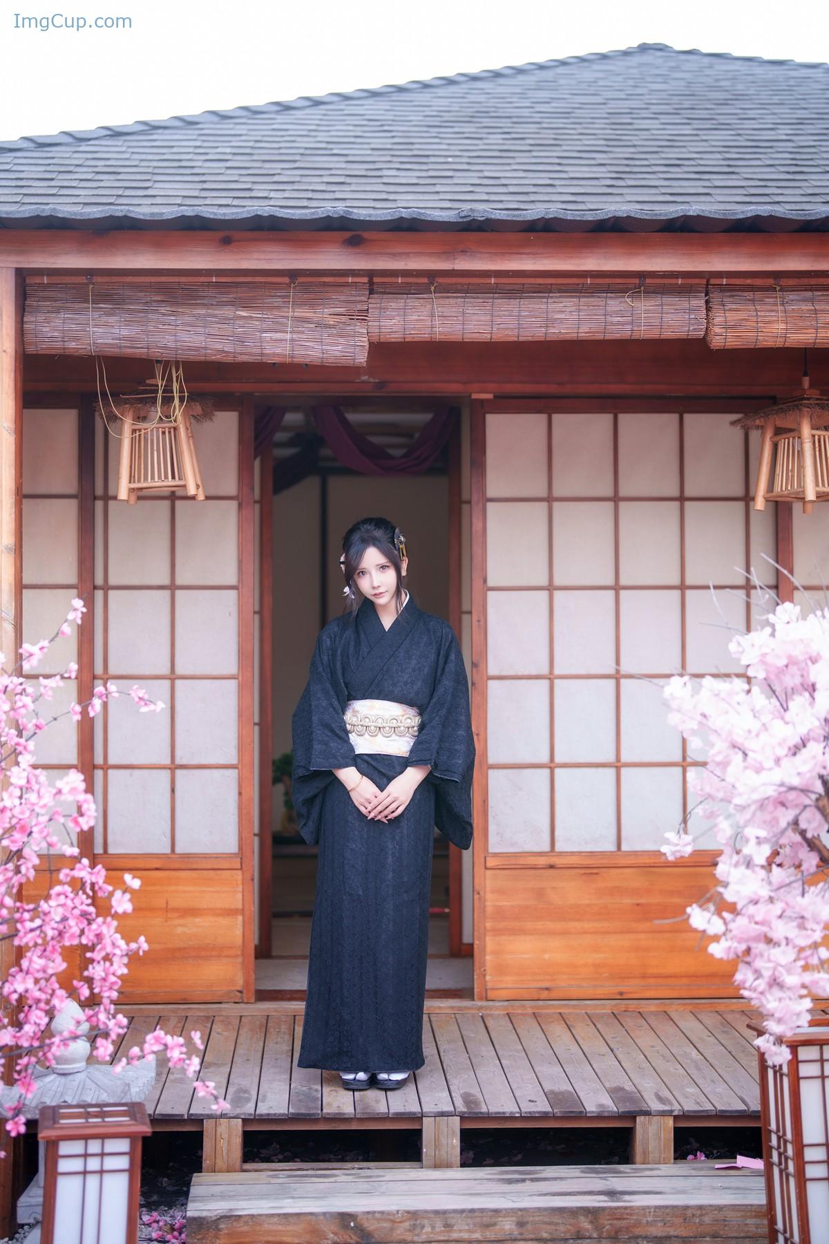 Cosplay-抱走莫子aa-未亡人太太.jpg Cosplay 抱走莫子aa 未亡人太太