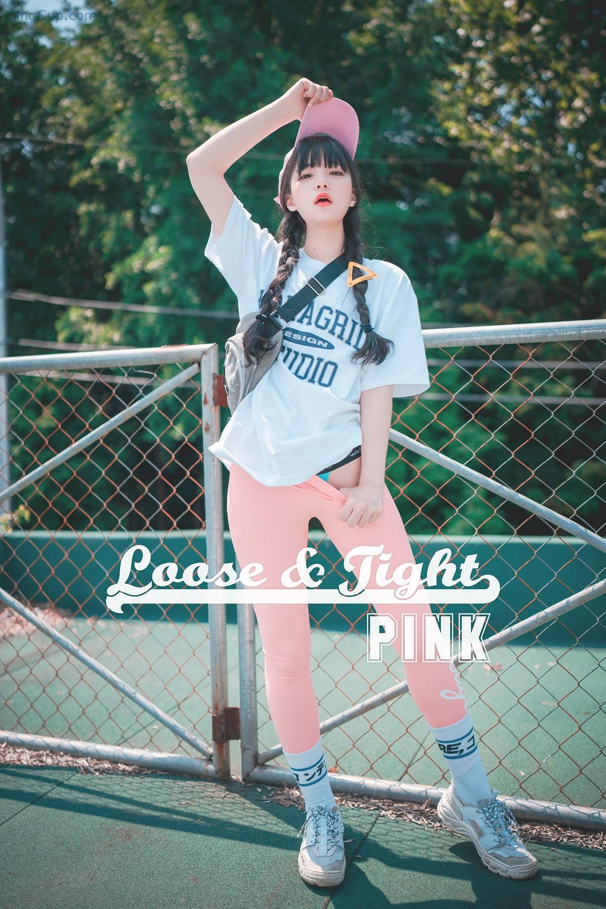 Jeong-Jenny-정제니-DJAWA-‘Loose-and-Tight-Pink-Set01.jpg Jeong Jenny 정제니 DJAWA ‘Loose and Tight Pink Set01