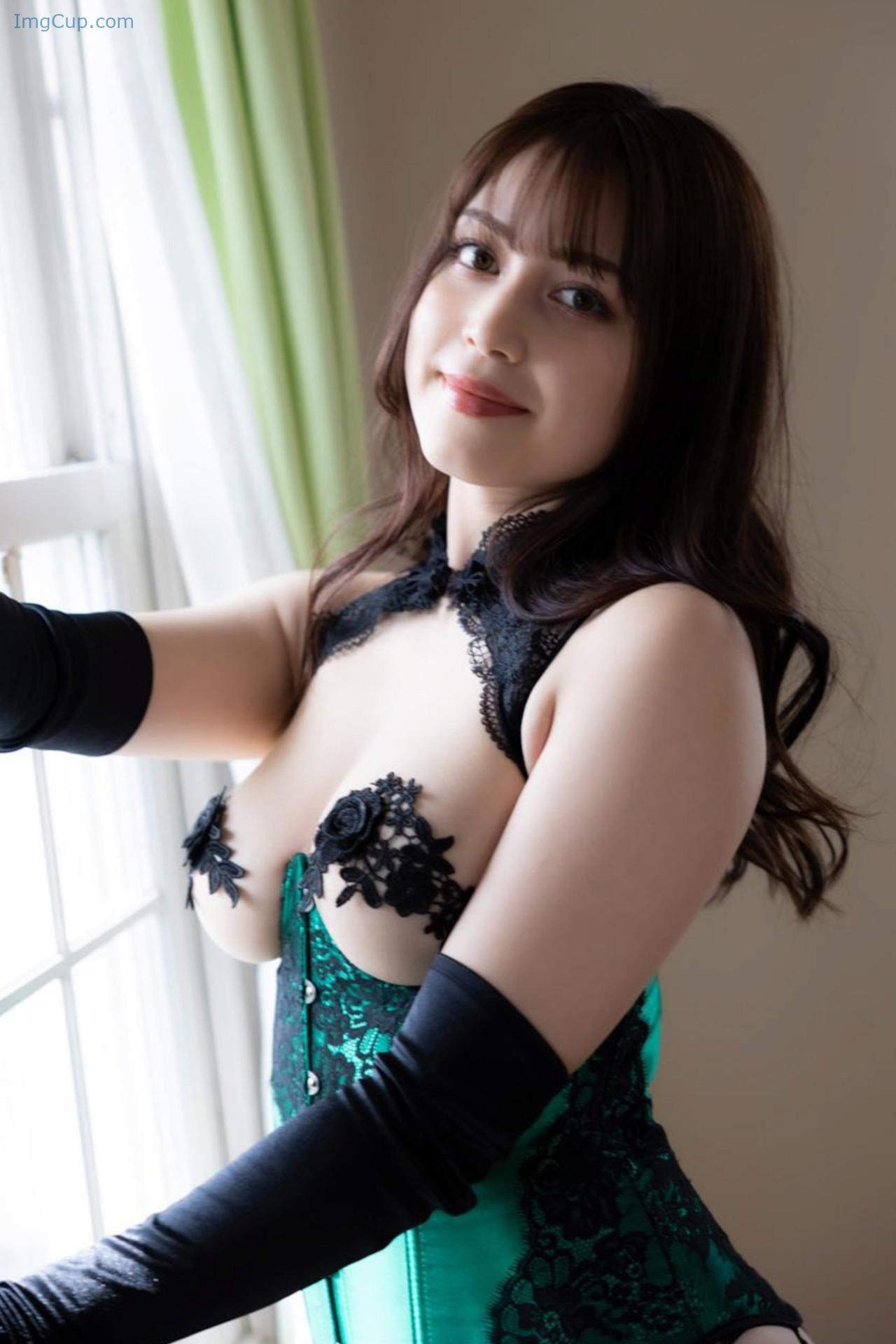 Michelle-Megumi-ミッシェル愛美-写真集-「美の極み」-Set02.jpg Michelle Megumi ミッシェル愛美 写真集 「美の極み」 Set02