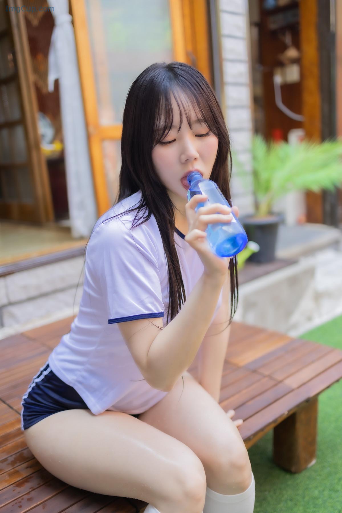 Myua-뮤아-Web-Photo-Book-Vol01-Summer-Set03.jpg Myua 뮤아 Web Photo Book Vol01 Summer Set03