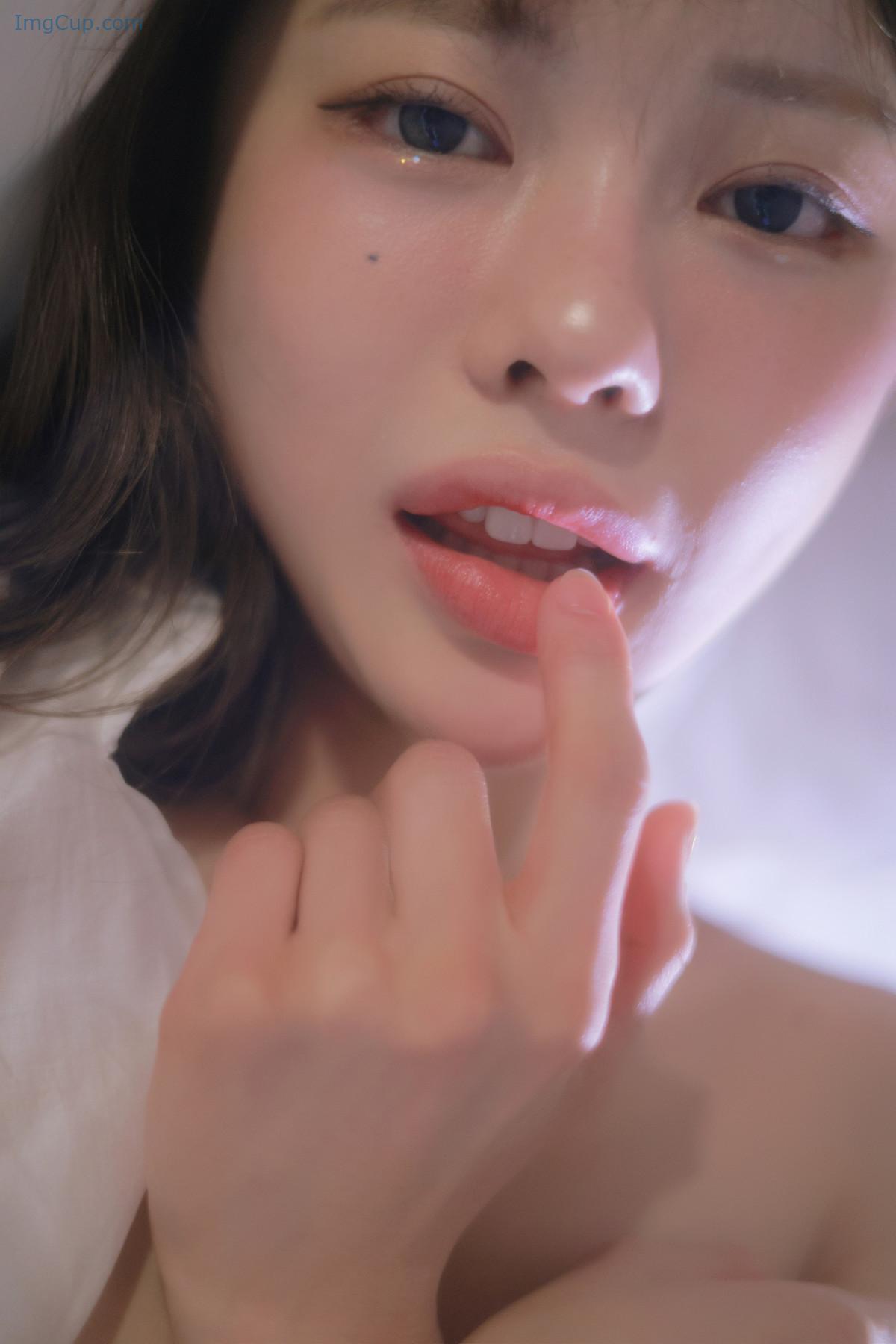 Romi-로미-Photobook-‘Come-Back-Set02.jpg Romi 로미 Photobook ‘Come Back Set02