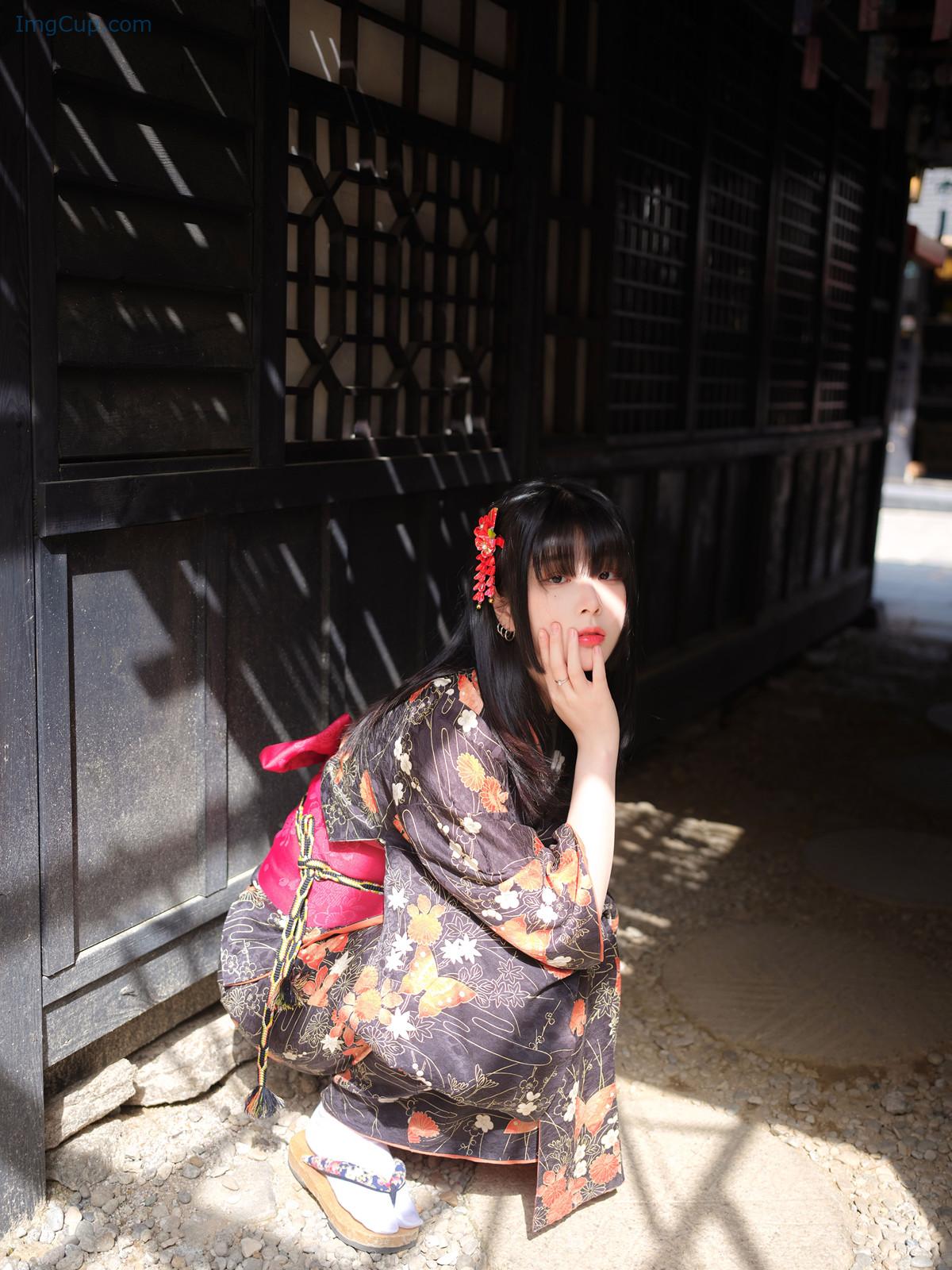 1725152440_893_JangJoo-장주-ArtGravia-Vol400-Photobook-Set01.jpg 1725152440 893 JangJoo 장주 ArtGravia Vol400 Photobook Set01