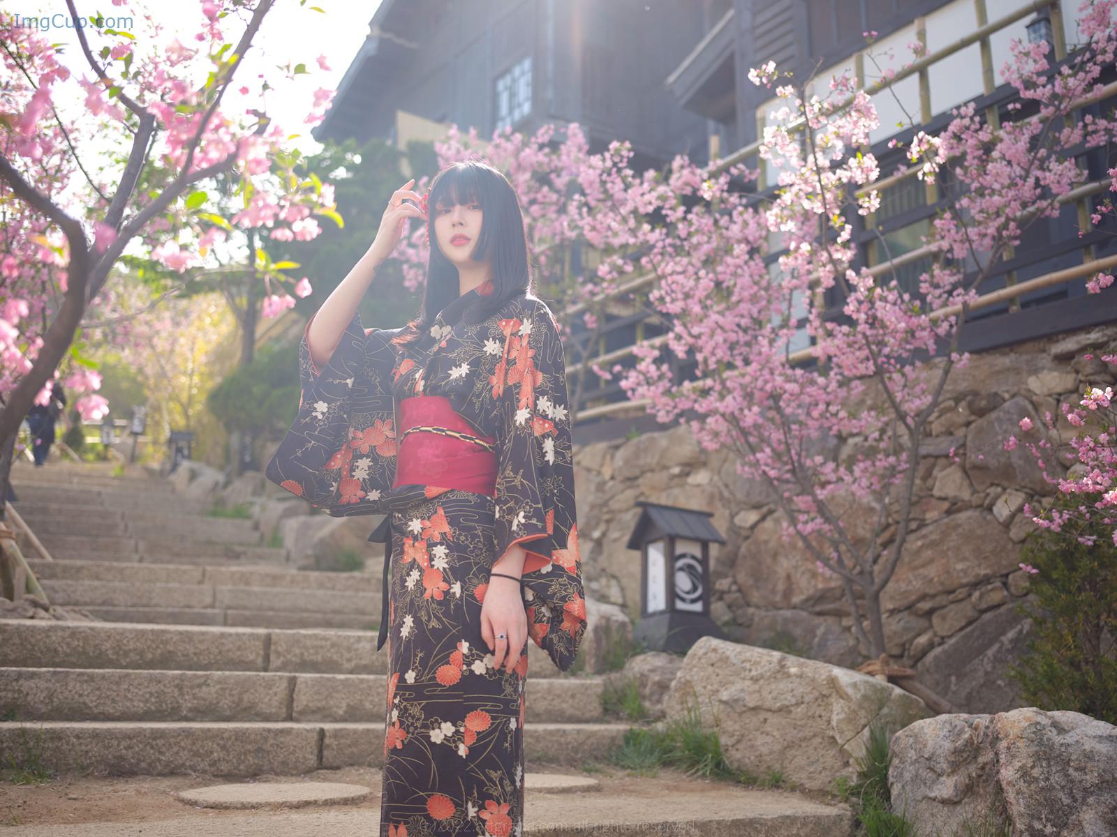 1725152472_485_JangJoo-장주-ArtGravia-Vol400-Photobook-Set01.jpg 1725152472 485 JangJoo 장주 ArtGravia Vol400 Photobook Set01