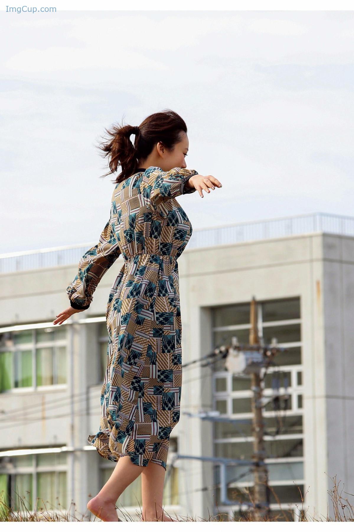 1725488982_339_Reona-Tomiyasu-冨安れおな-ヌード写真集-REONA-Set01.jpg 1725488982 339 Reona Tomiyasu 冨安れおな ヌード写真集 REONA Set01