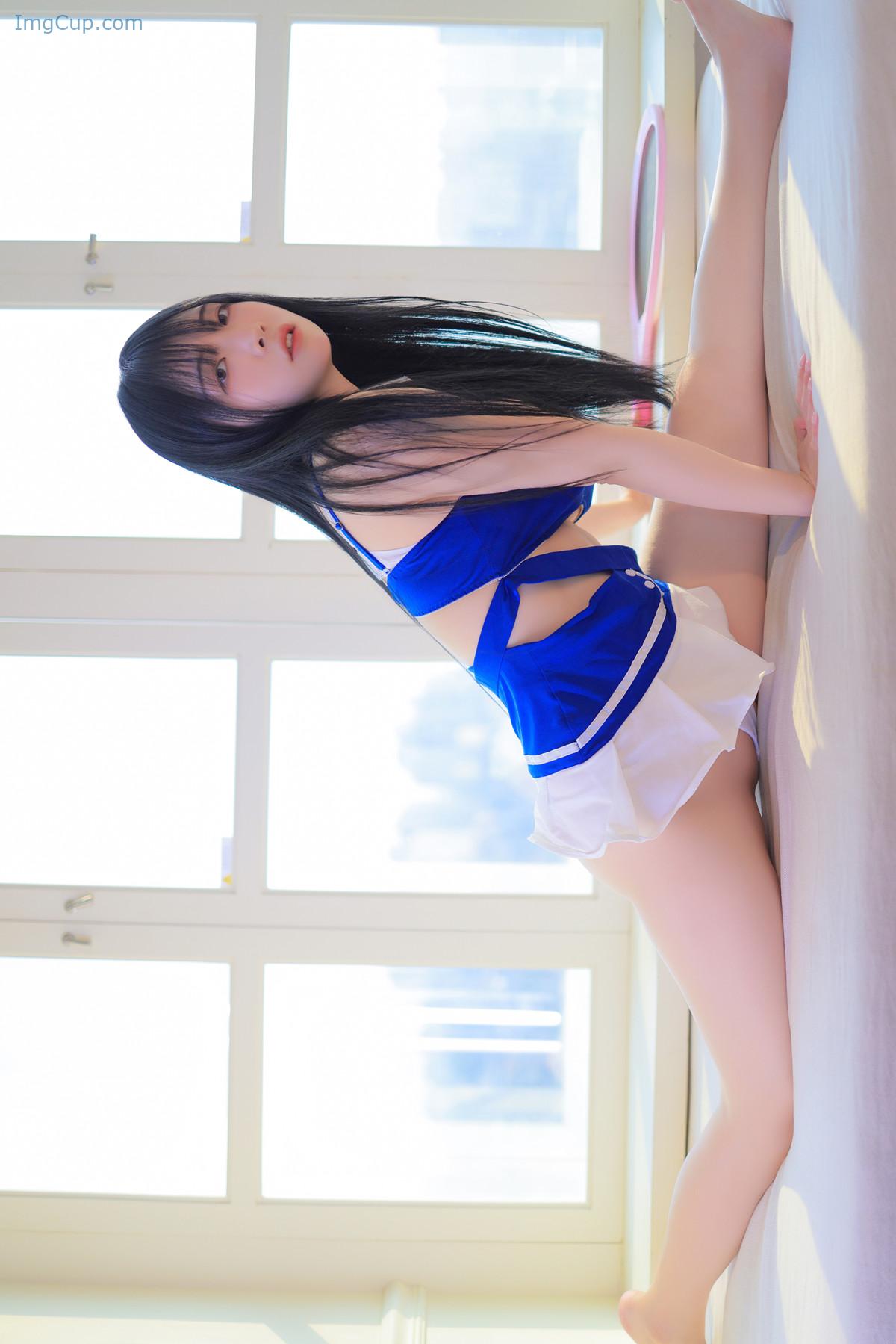 1725530275_901_Rinaモモリナ-Patreon-‘Blue-and-White-Swimsuit-Set01.jpg 1725530275 901 Rinaモモリナ Patreon ‘Blue and White Swimsuit Set01
