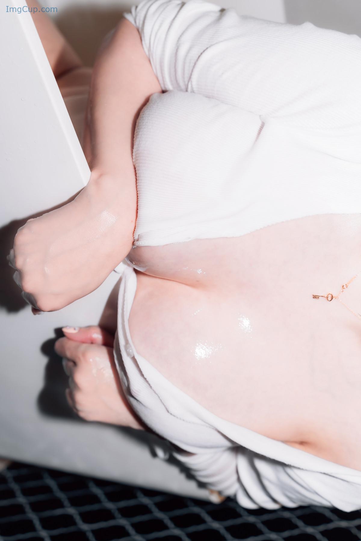 1725610128_561_Jisu-A-안지수-Photobook-‘Good-Day-Set01.jpg 1725610128 561 Jisu A 안지수 Photobook ‘Good Day Set01