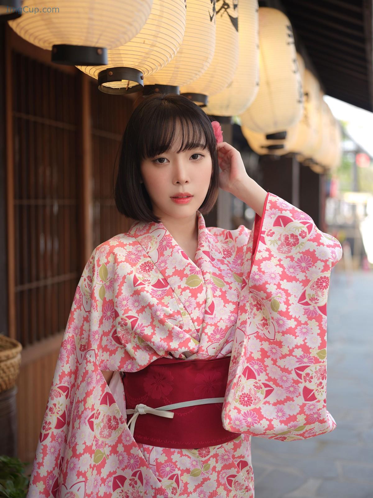 1725675521_390_Kang-Inkyung-강인경-ArtGravia-Vol401-Photobook-Set01.jpg 1725675521 390 Kang Inkyung 강인경 ArtGravia Vol401 Photobook Set01