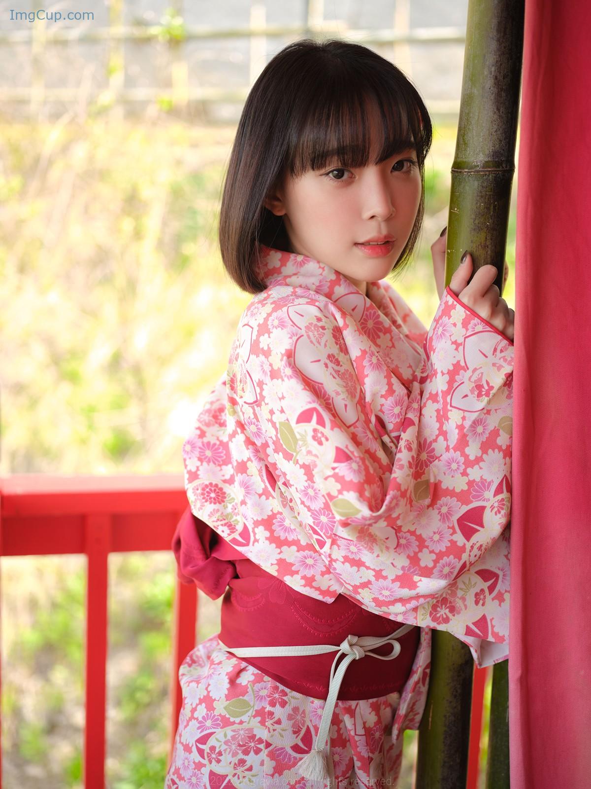 1725675546_240_Kang-Inkyung-강인경-ArtGravia-Vol401-Photobook-Set01.jpg 1725675546 240 Kang Inkyung 강인경 ArtGravia Vol401 Photobook Set01