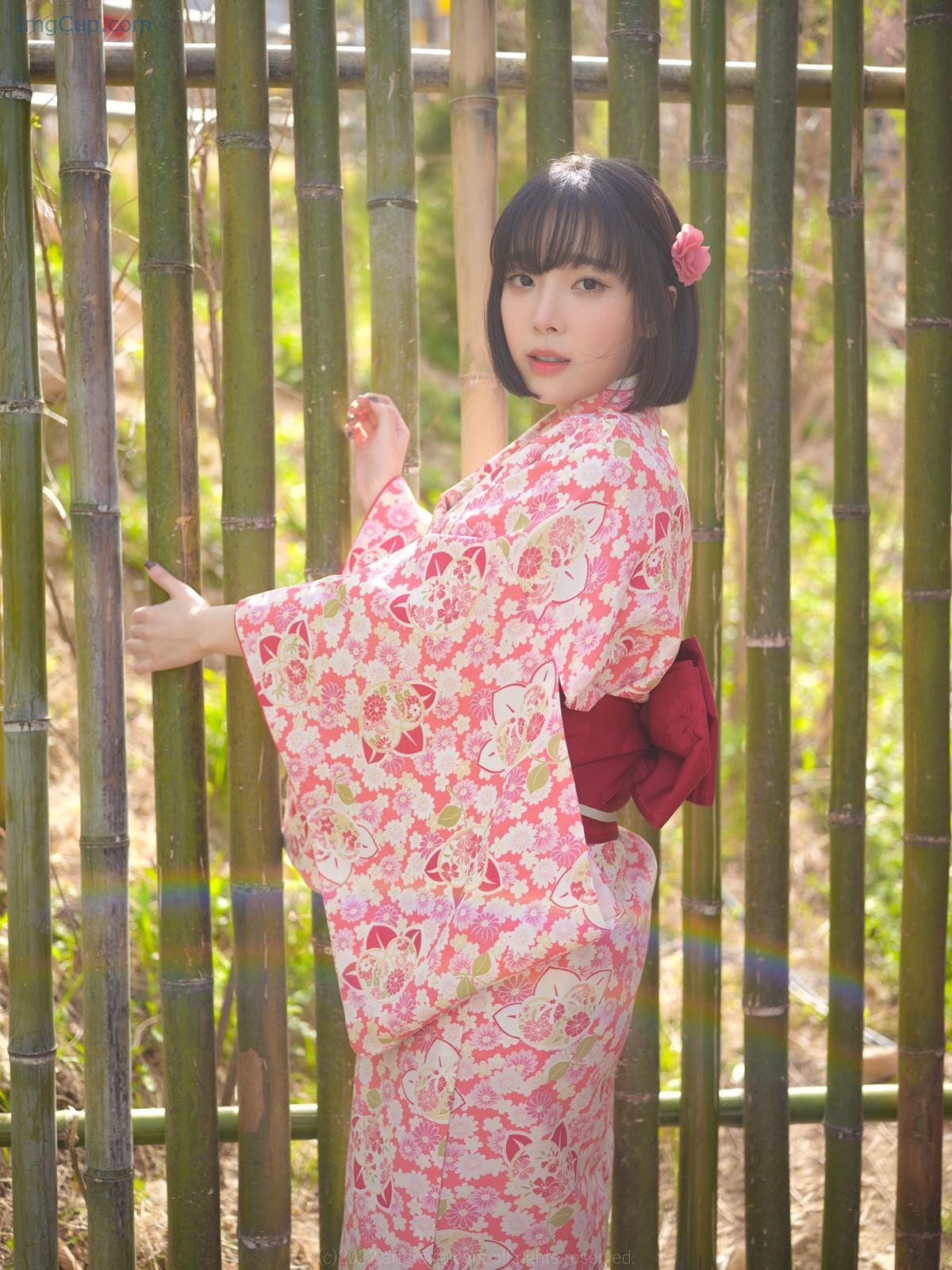 1725675550_260_Kang-Inkyung-강인경-ArtGravia-Vol401-Photobook-Set01.jpg 1725675550 260 Kang Inkyung 강인경 ArtGravia Vol401 Photobook Set01