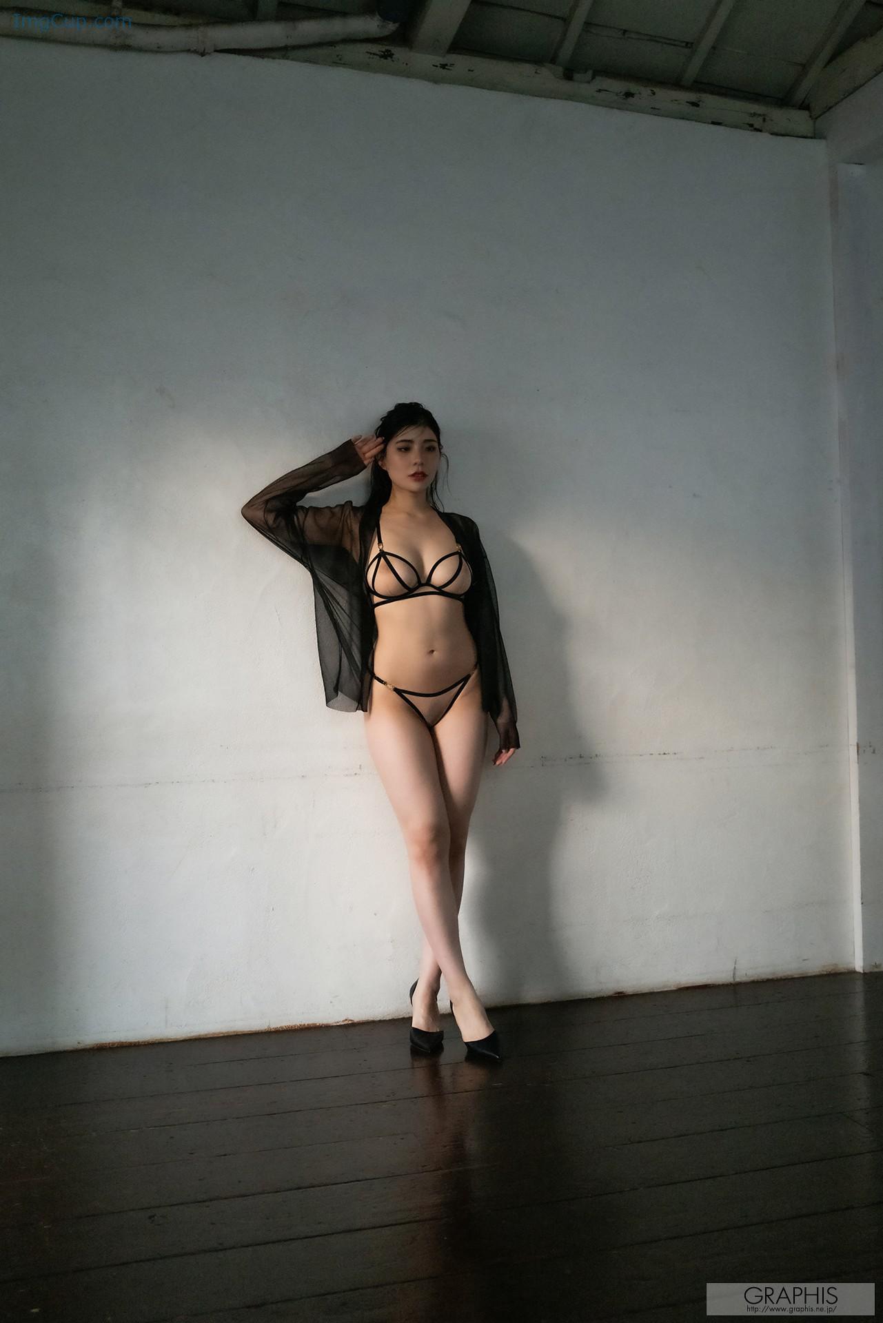 1725766596_633_Rei-Kamiki-神木麗-Graphis-Gals-「Glorious」-MAKING.jpg 1725766596 633 Rei Kamiki 神木麗 Graphis Gals 「Glorious」 MAKING