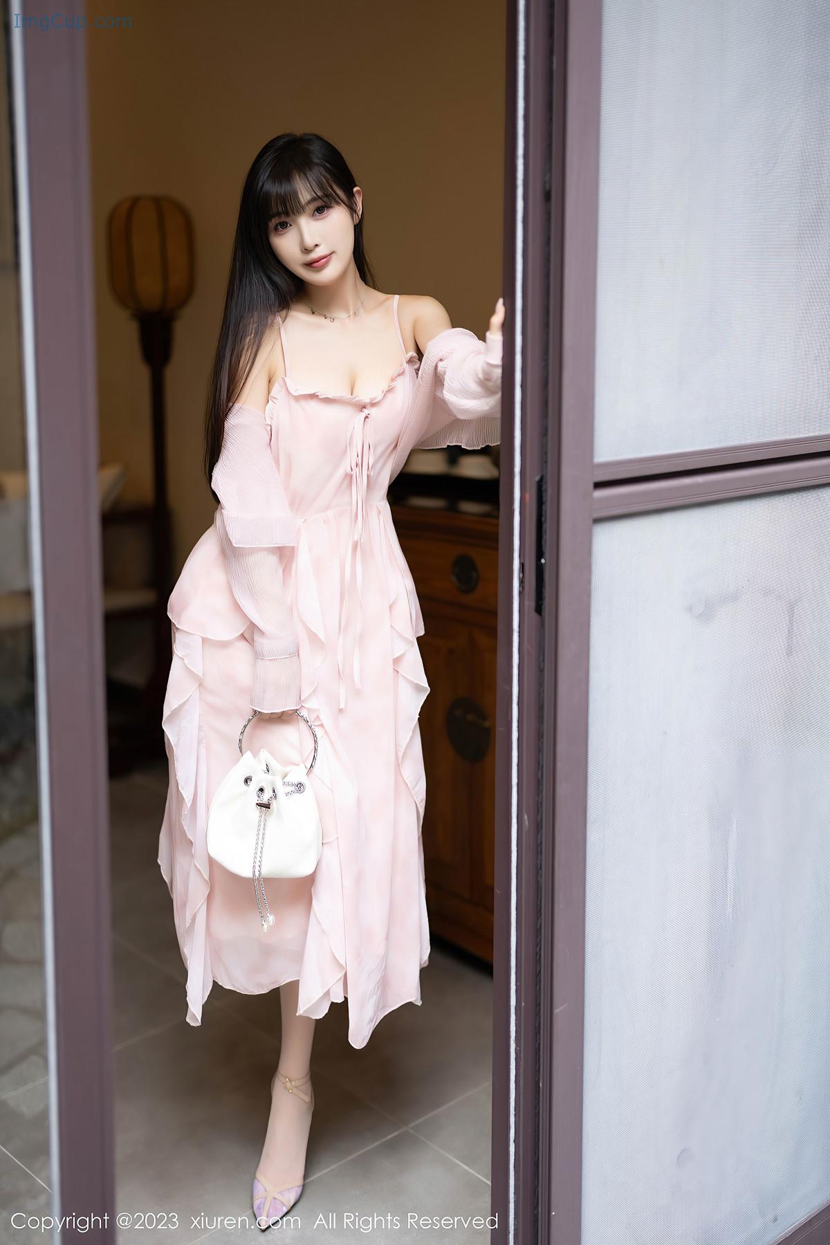 1725767791_865_XiuRen秀人网-NO7263-LinXingLan林星阑.jpg 1725767791 865 XiuRen秀人网 NO7263 LinXingLan林星阑