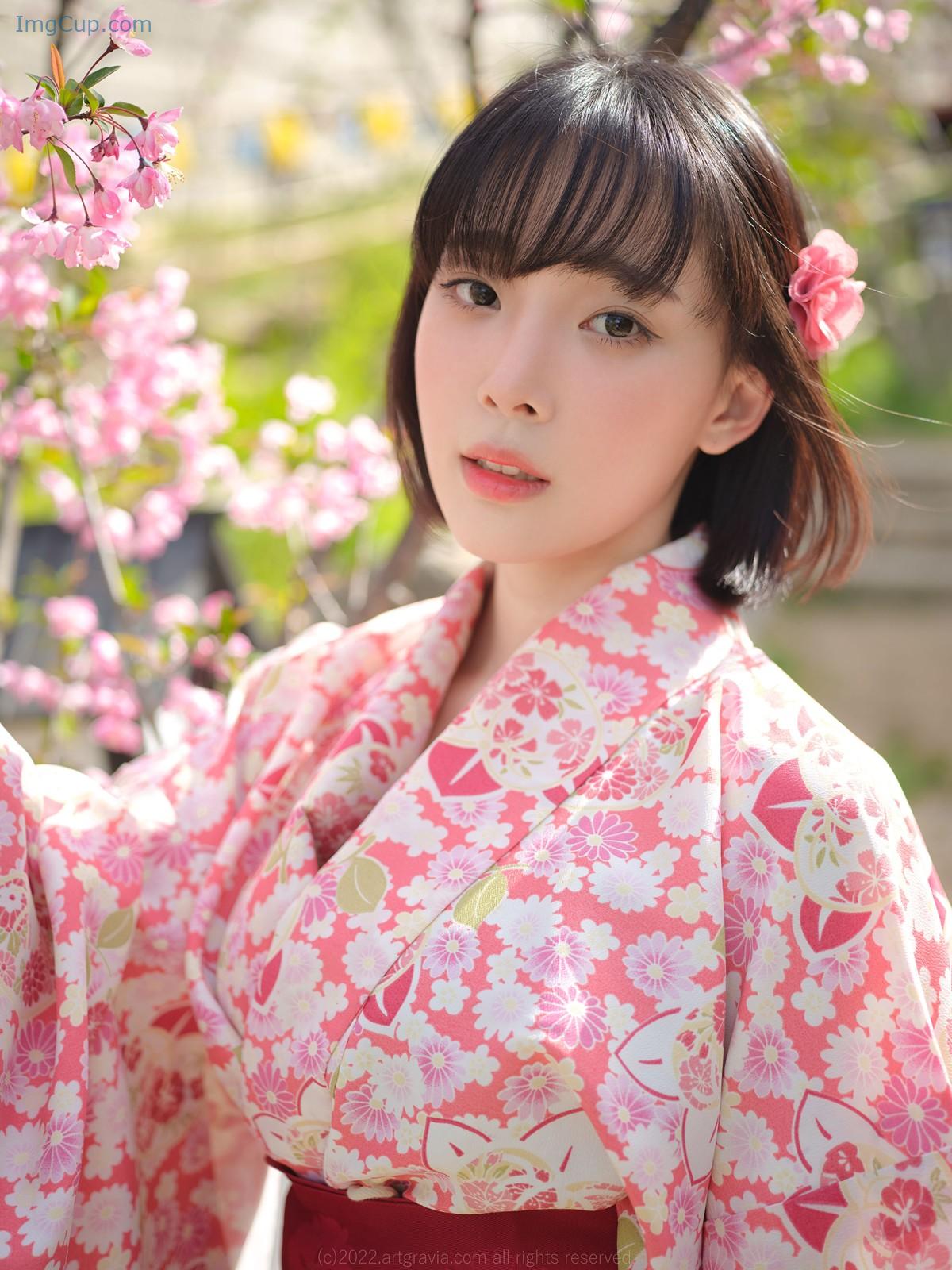 1725849754_202_Kang-Inkyung-강인경-ArtGravia-Vol401-Photobook-Set02.jpg 1725849754 202 Kang Inkyung 강인경 ArtGravia Vol401 Photobook Set02