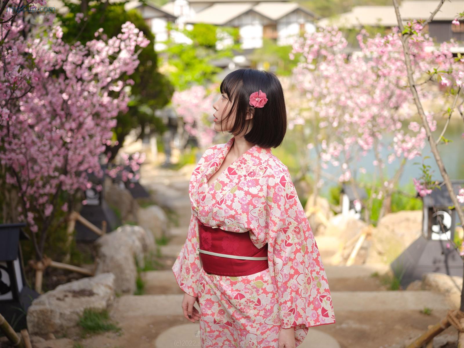 1725849757_605_Kang-Inkyung-강인경-ArtGravia-Vol401-Photobook-Set02.jpg 1725849757 605 Kang Inkyung 강인경 ArtGravia Vol401 Photobook Set02