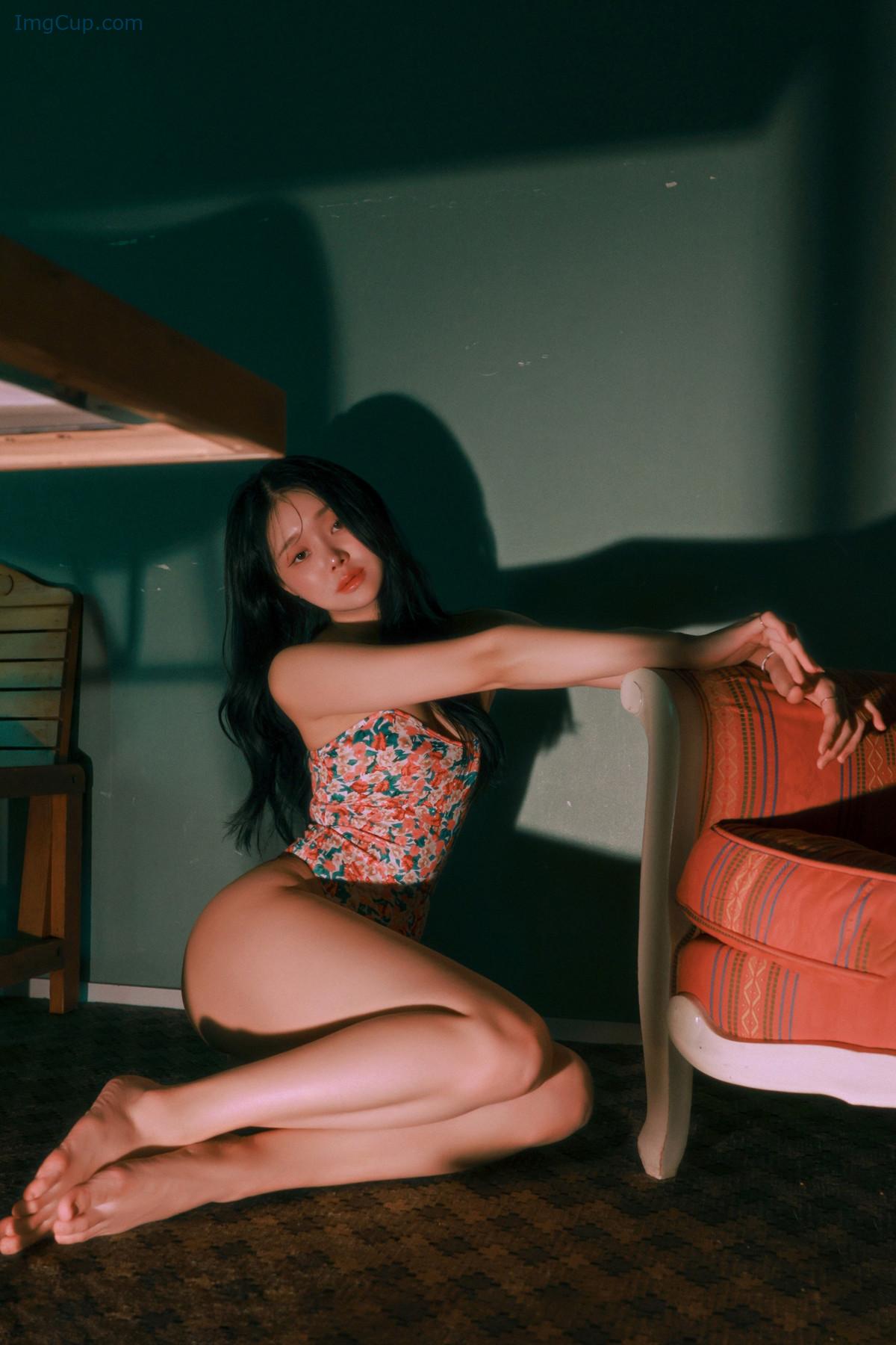 1725907889_570_Inah-이나-SWEETBOX-Photobook-‘MiniSet01.jpg 1725907889 570 Inah 이나 SWEETBOX Photobook ‘MiniSet01