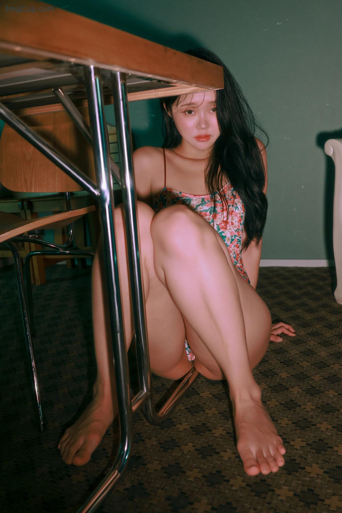 1725907889_807_Inah-이나-SWEETBOX-Photobook-‘MiniSet01.jpg 1725907889 807 Inah 이나 SWEETBOX Photobook ‘MiniSet01