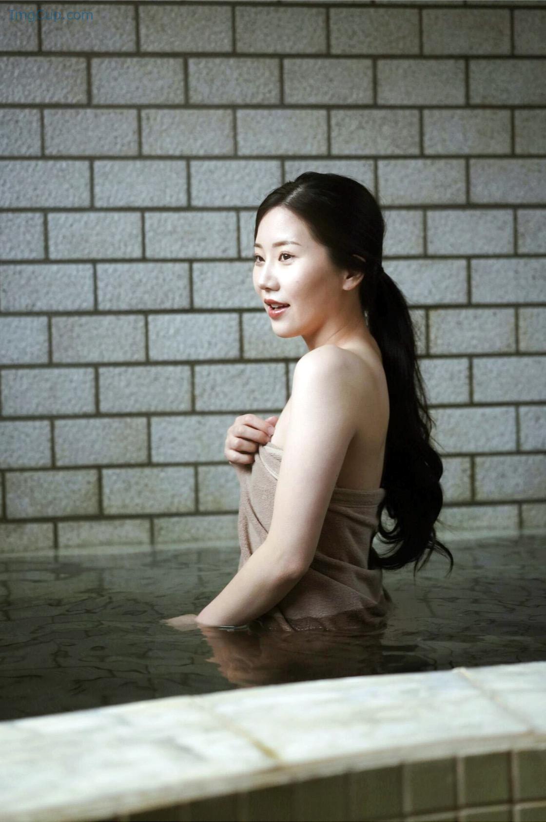 1725925235_305_謎の美女17-ファースト写真集-『ひとひらの舞』-Set03.jpg 1725925235 305 謎の美女17 ファースト写真集 『ひとひらの舞』 Set03