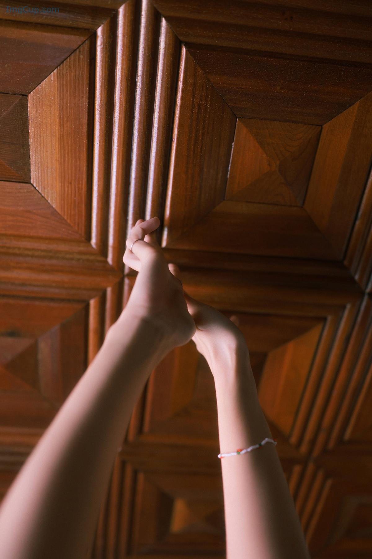 1725995034_690_Inah-이나-SWEETBOX-Photobook-‘MiniSet02.jpg 1725995034 690 Inah 이나 SWEETBOX Photobook ‘MiniSet02