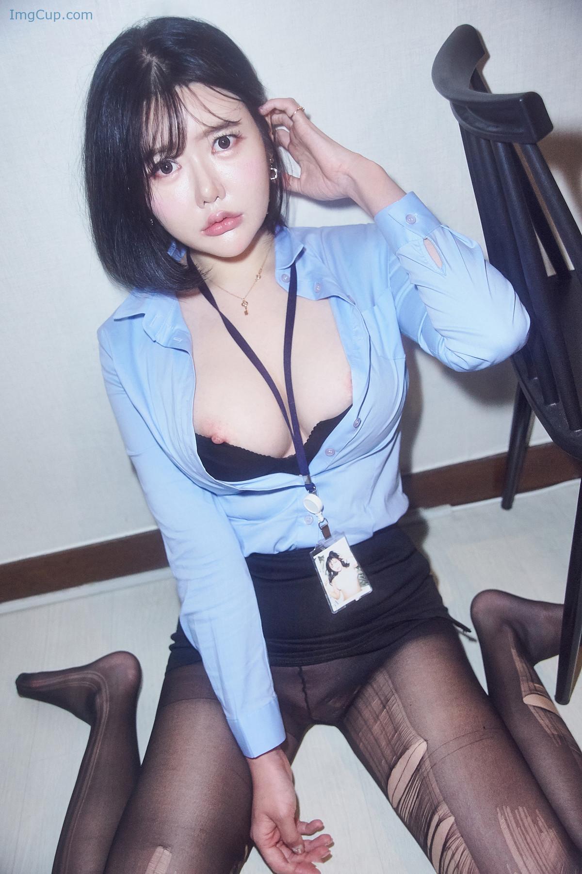 1726067635_950_Jisu-A-안지수-Photobook-‘Do-Not-Go-Home-Set01.jpg 1726067635 950 Jisu A 안지수 Photobook ‘Do Not Go Home Set01