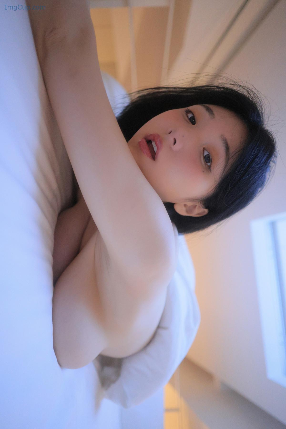 1726074890_136_Yeon-Woo-연우-Photobook-Suika-Set02.jpg 1726074890 136 Yeon Woo 연우 Photobook Suika Set02