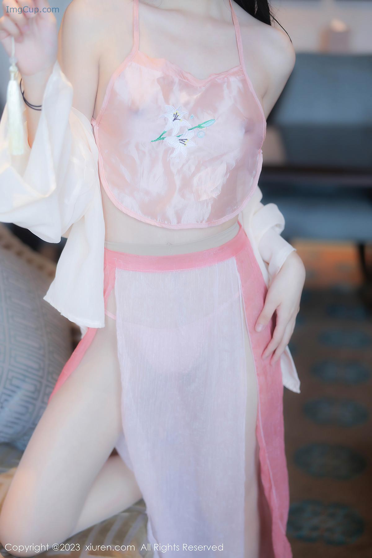 1726327590_729_XiuRen秀人网-NO7290-幼幼Yoyo.jpg 1726327590 729 XiuRen秀人网 NO7290 幼幼Yoyo