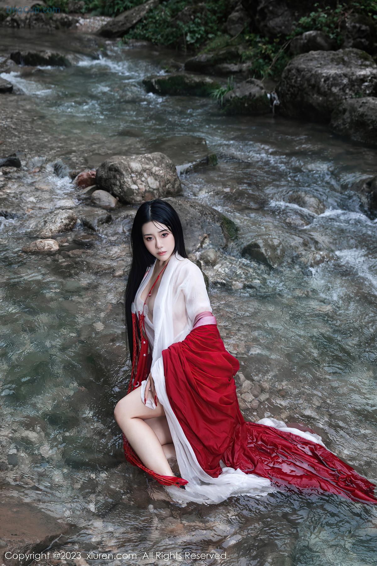 1726363724_496_XiuRen秀人网-NO7295-严利娅Yuliya.jpg 1726363724 496 XiuRen秀人网 NO7295 严利娅Yuliya