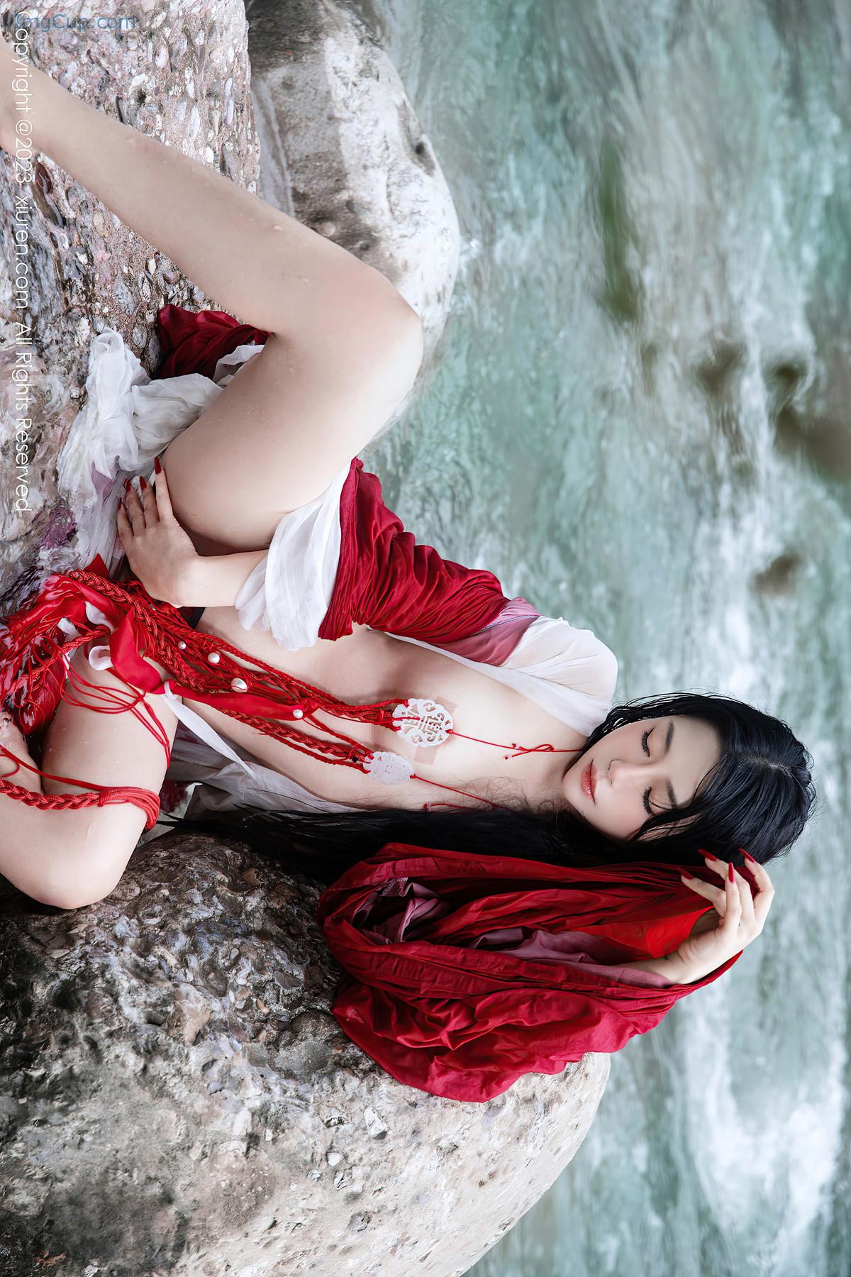 1726363727_707_XiuRen秀人网-NO7295-严利娅Yuliya.jpg 1726363727 707 XiuRen秀人网 NO7295 严利娅Yuliya