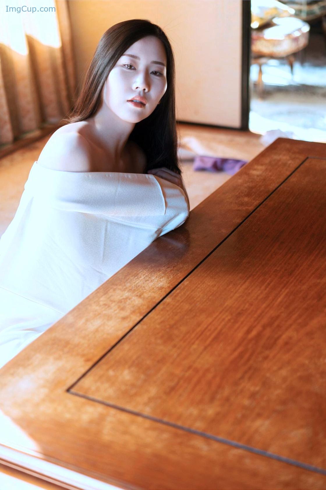 1726401318_194_謎の美女17-ファースト写真集-『ひとひらの舞』-Set02.jpg 1726401318 194 謎の美女17 ファースト写真集 『ひとひらの舞』 Set02