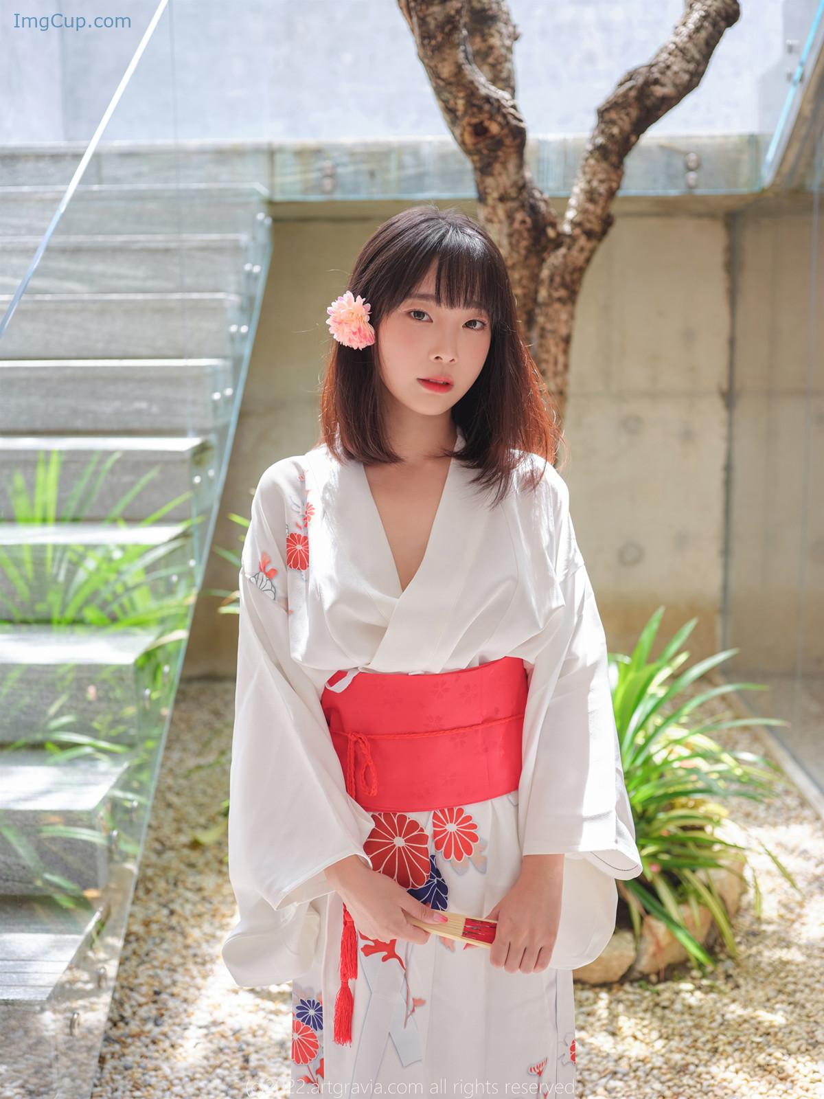 1726452693_307_Kang-Inkyung-강인경-ArtGravia-Vol471-Photobook-Set02.jpg 1726452693 307 Kang Inkyung 강인경 ArtGravia Vol471 Photobook Set02